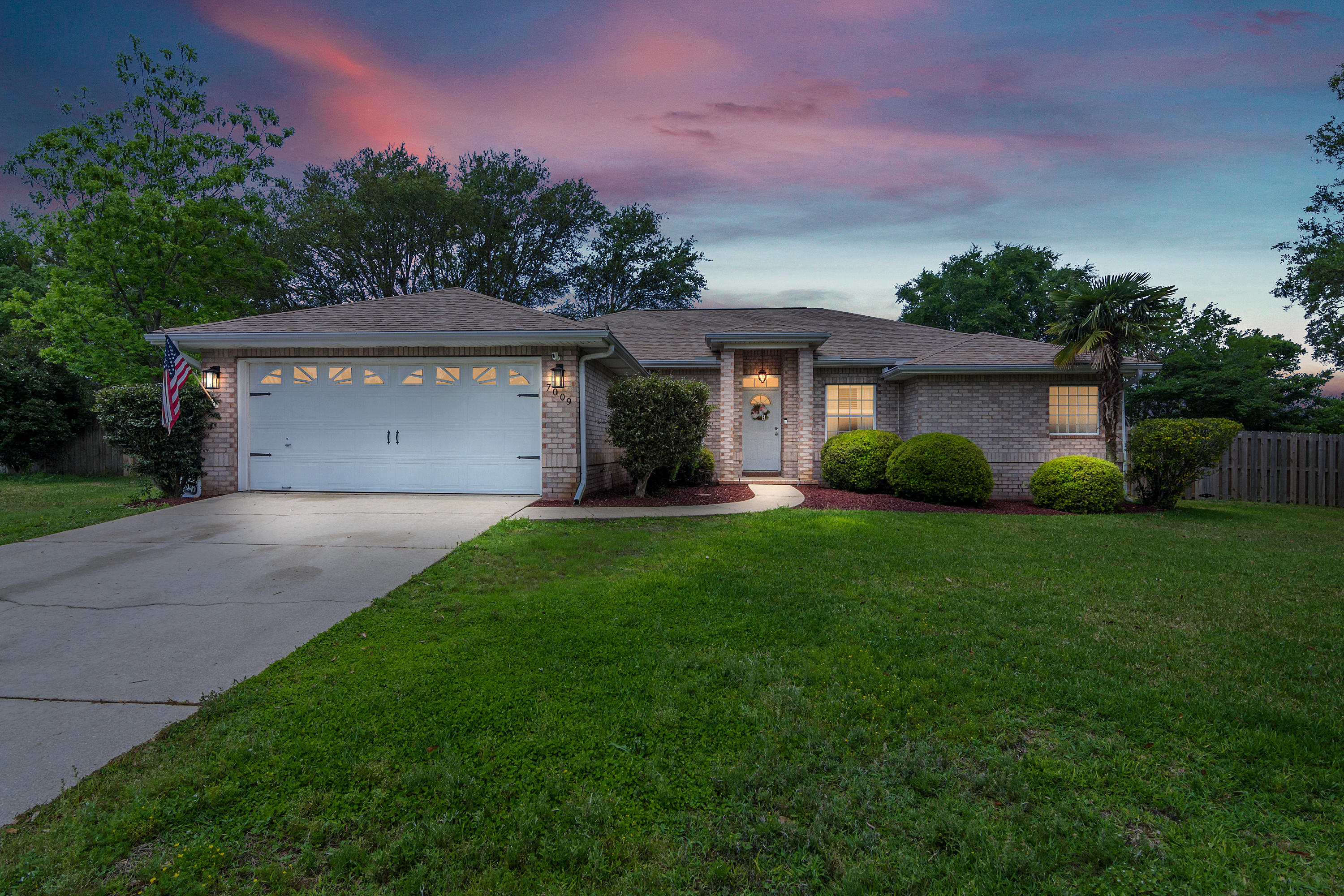 SPANISH TRACE ESTATES - Residential