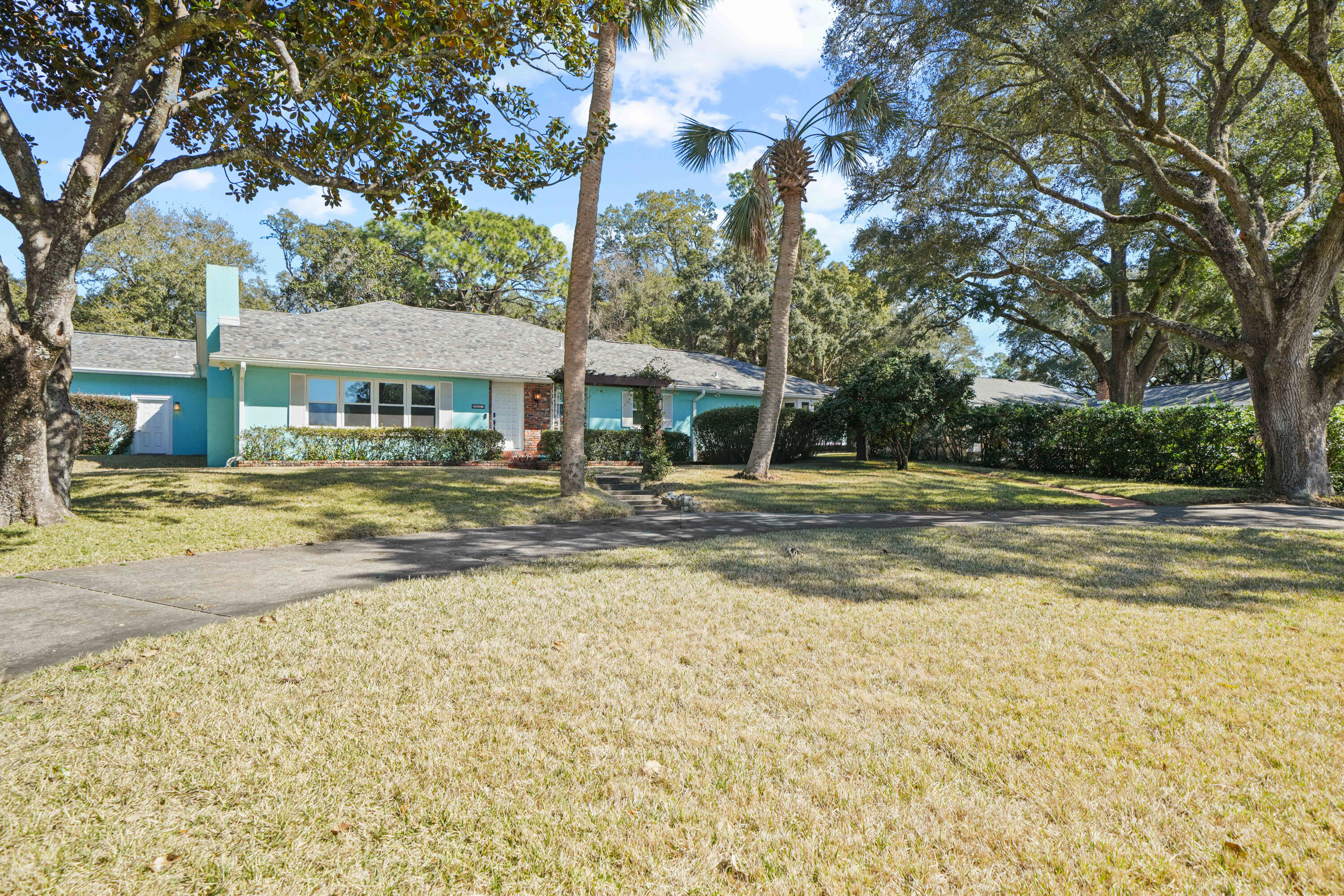 LONGWOOD - Residential