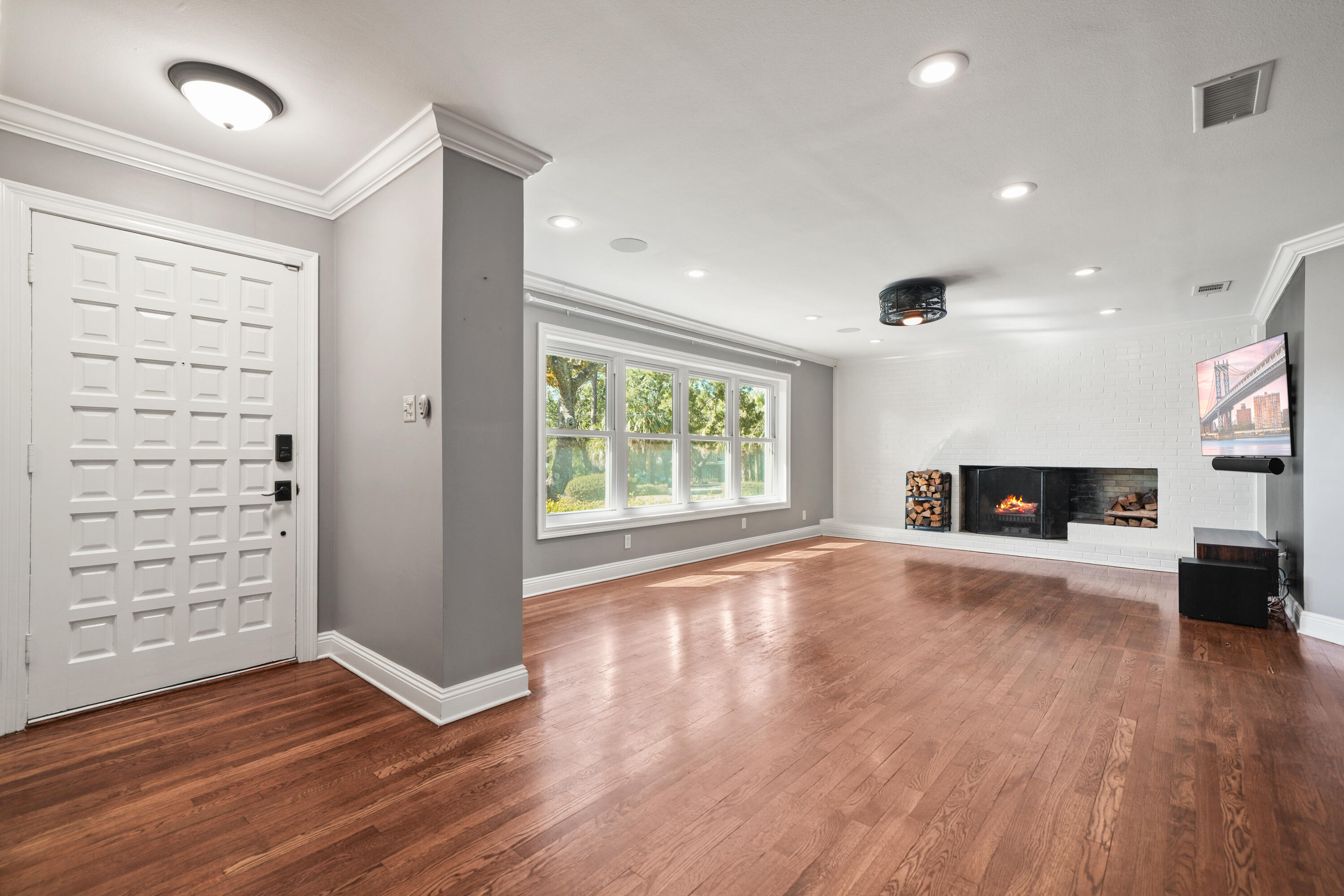 LONGWOOD - Residential