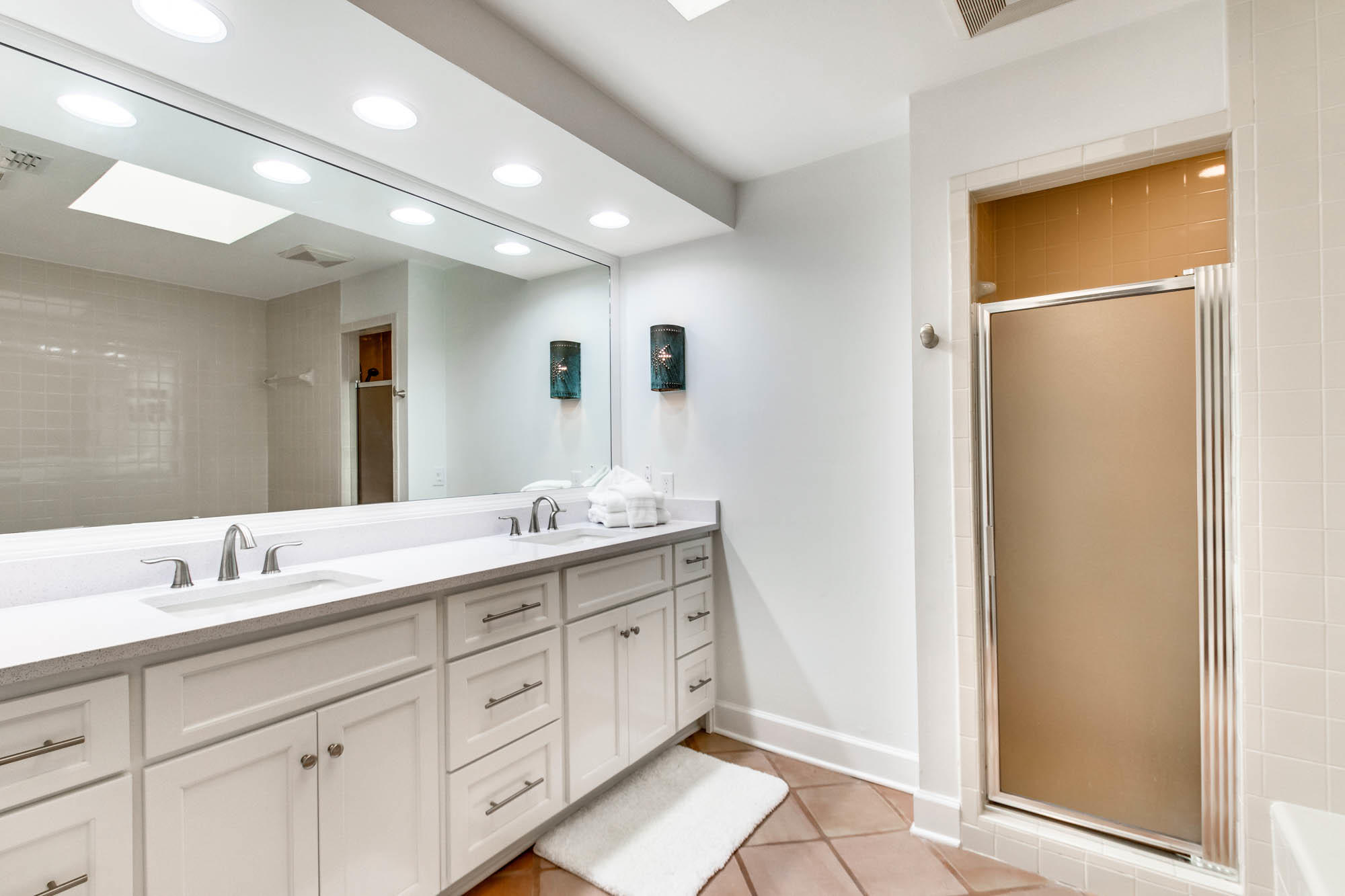 TOPS'L TENNIS VILLAGE - Residential Lease