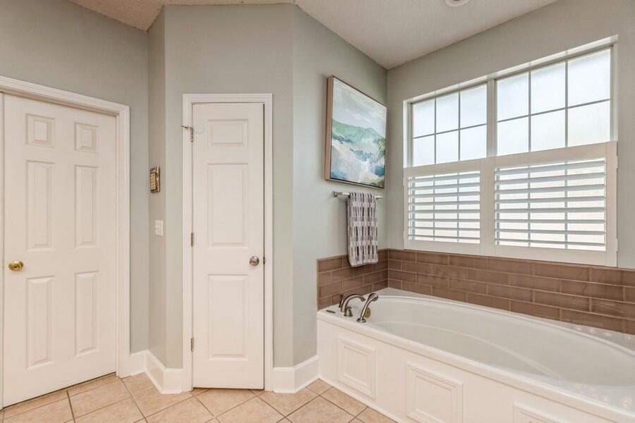 HUNTINGTON S/D PH 1 - Residential Lease