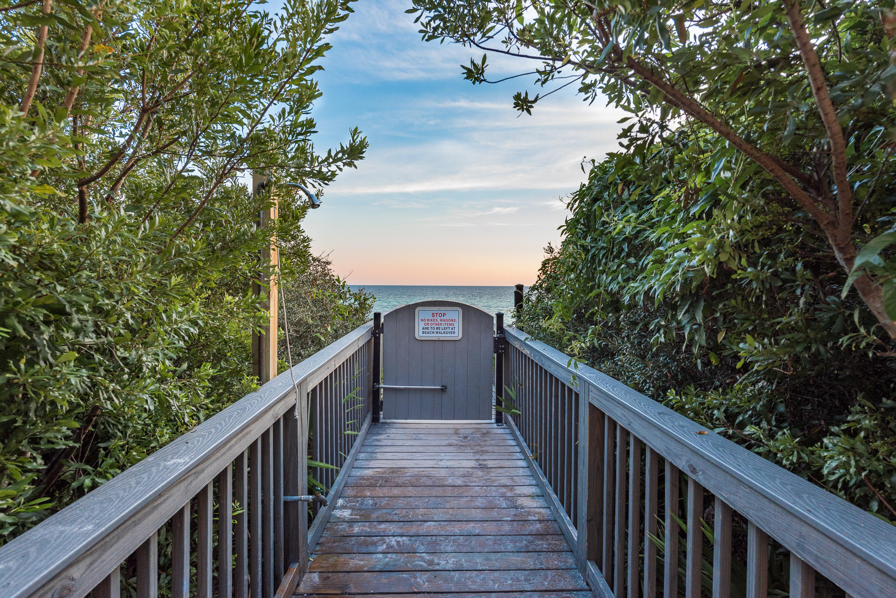 WATER'S EDGE - Residential