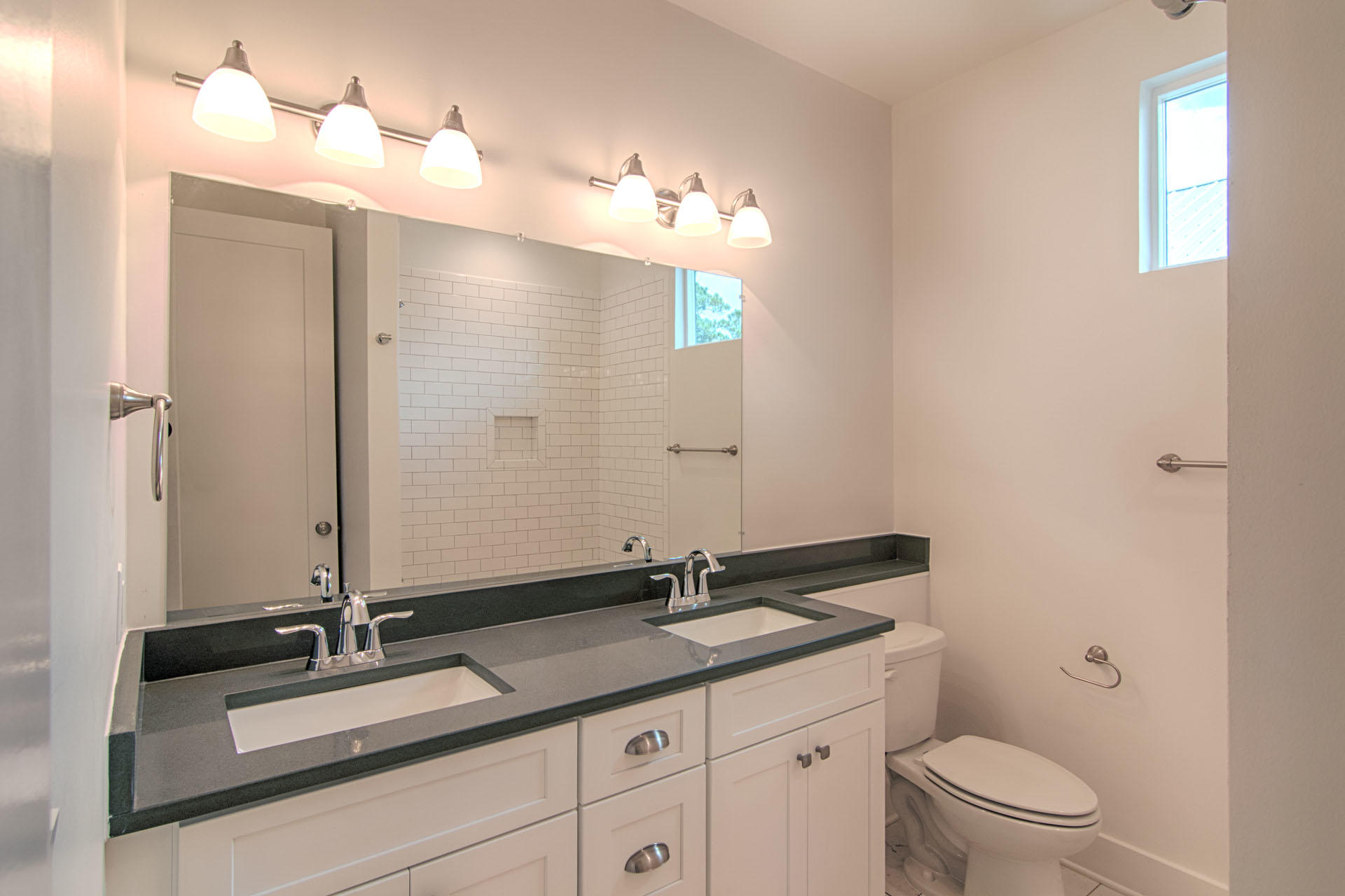 LIGHTHOUSE POINTE - Residential Lease