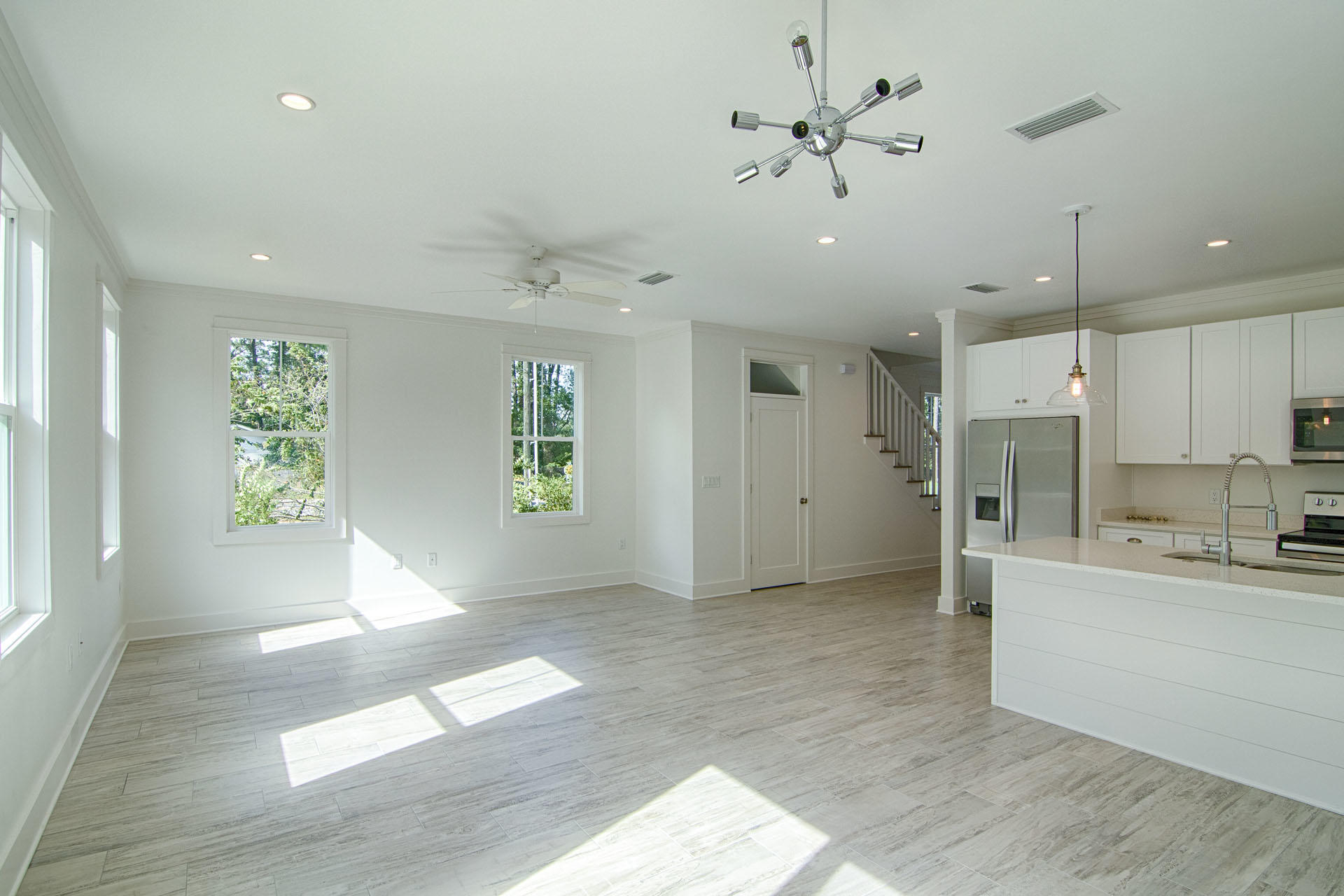 LIGHTHOUSE POINTE - Residential Lease