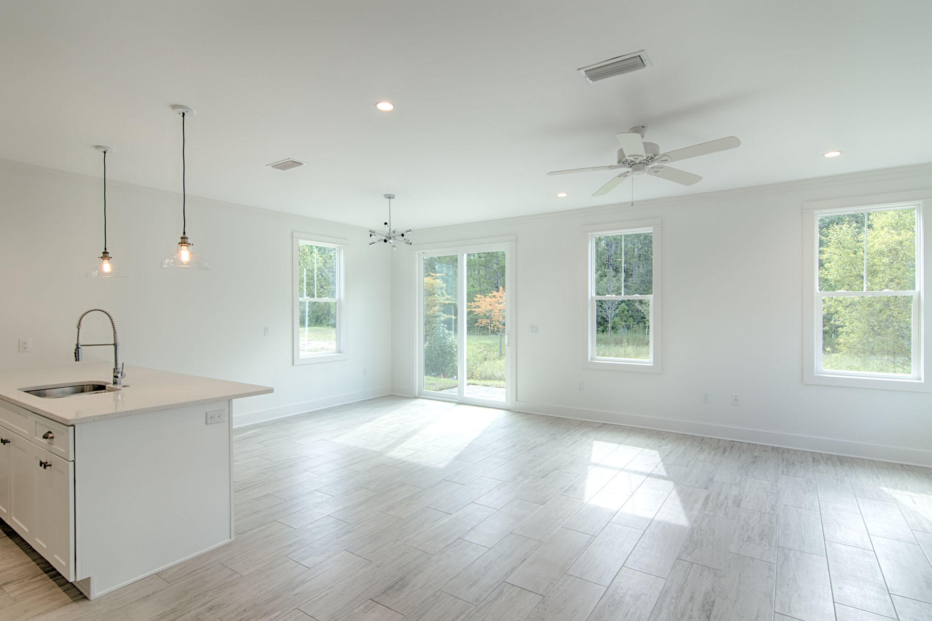 LIGHTHOUSE POINTE - Residential Lease
