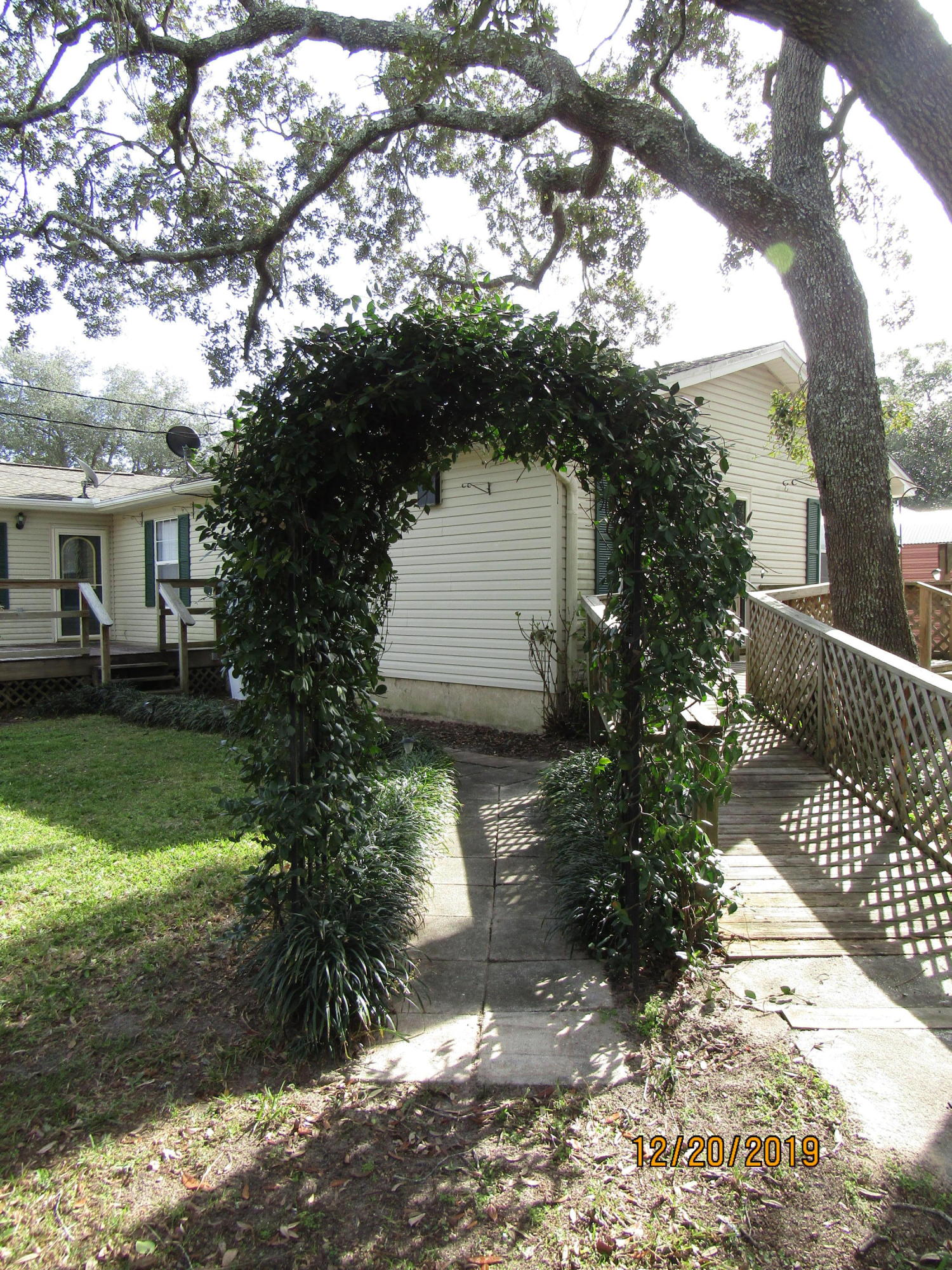 MH NICE & VALP - Residential Lease