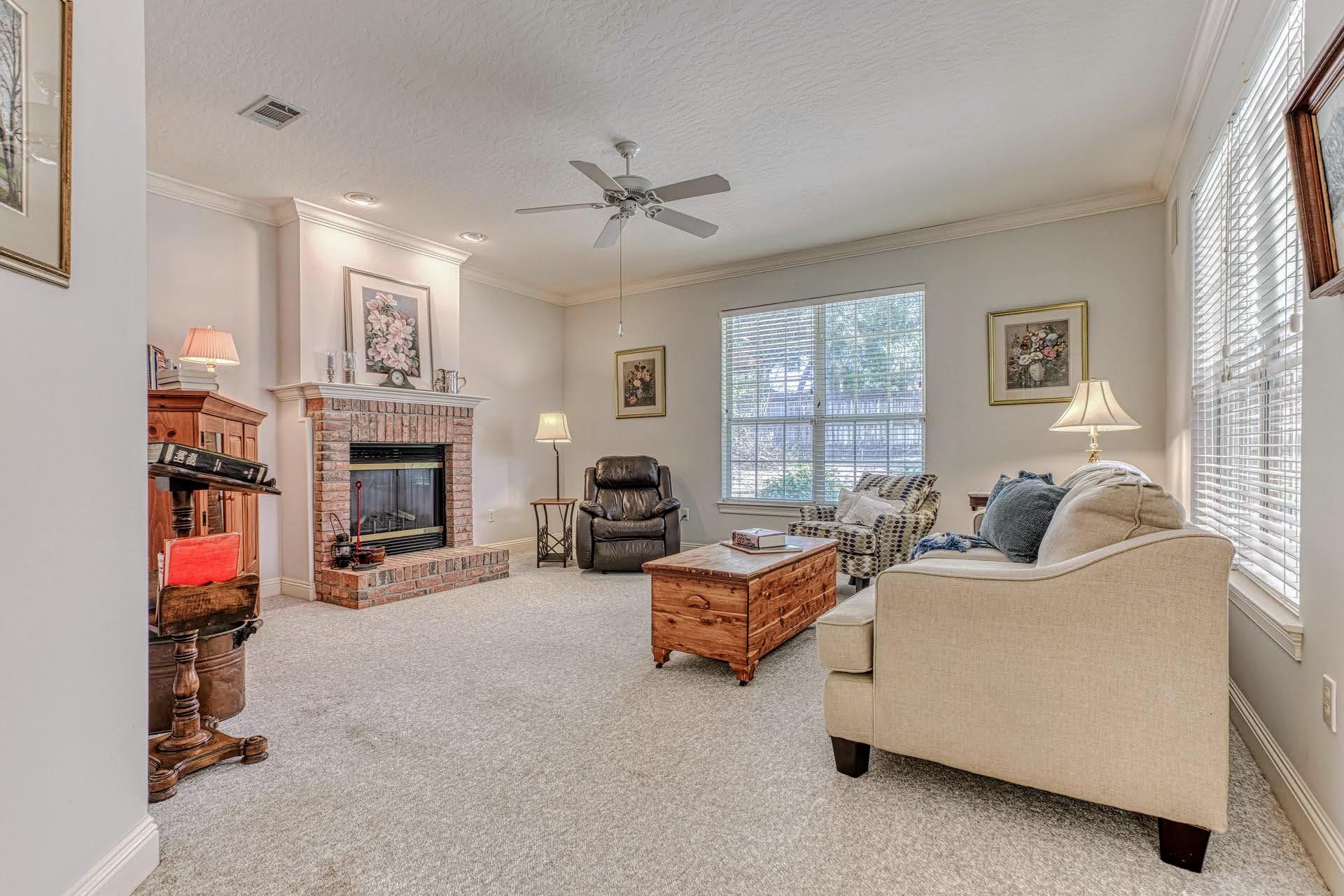 ROCKY BAYOU COUNTRY CLUB ESTATES 9 - Residential