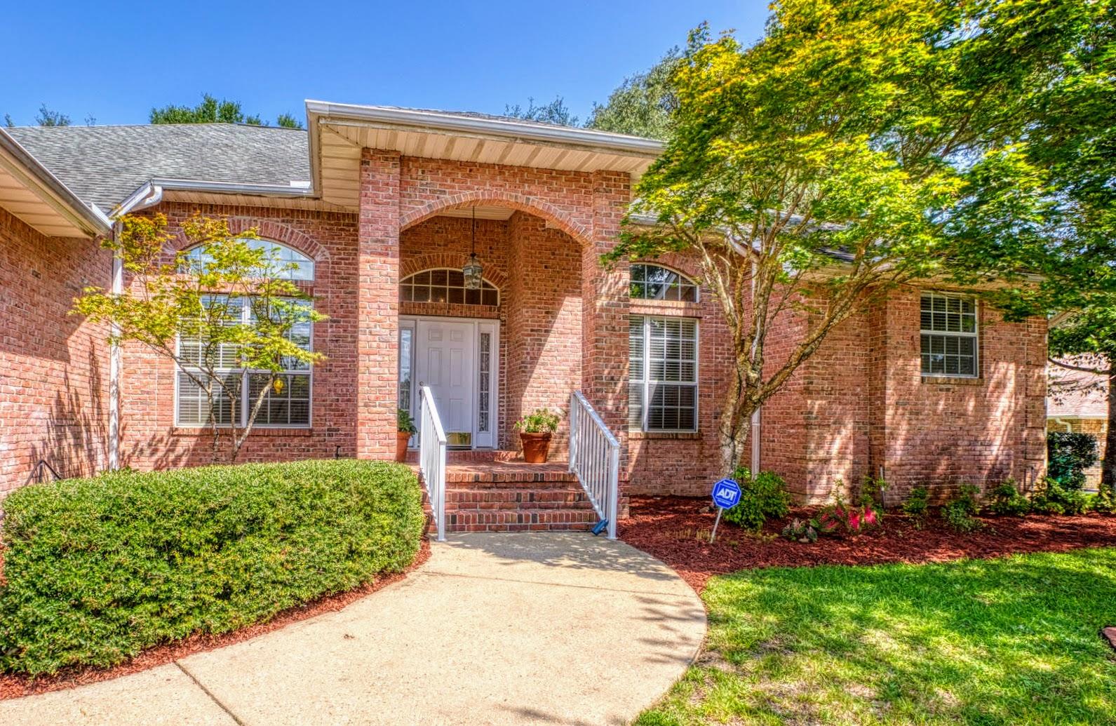 ROCKY BAYOU COUNTRY CLUB ESTATES 9 - Residential