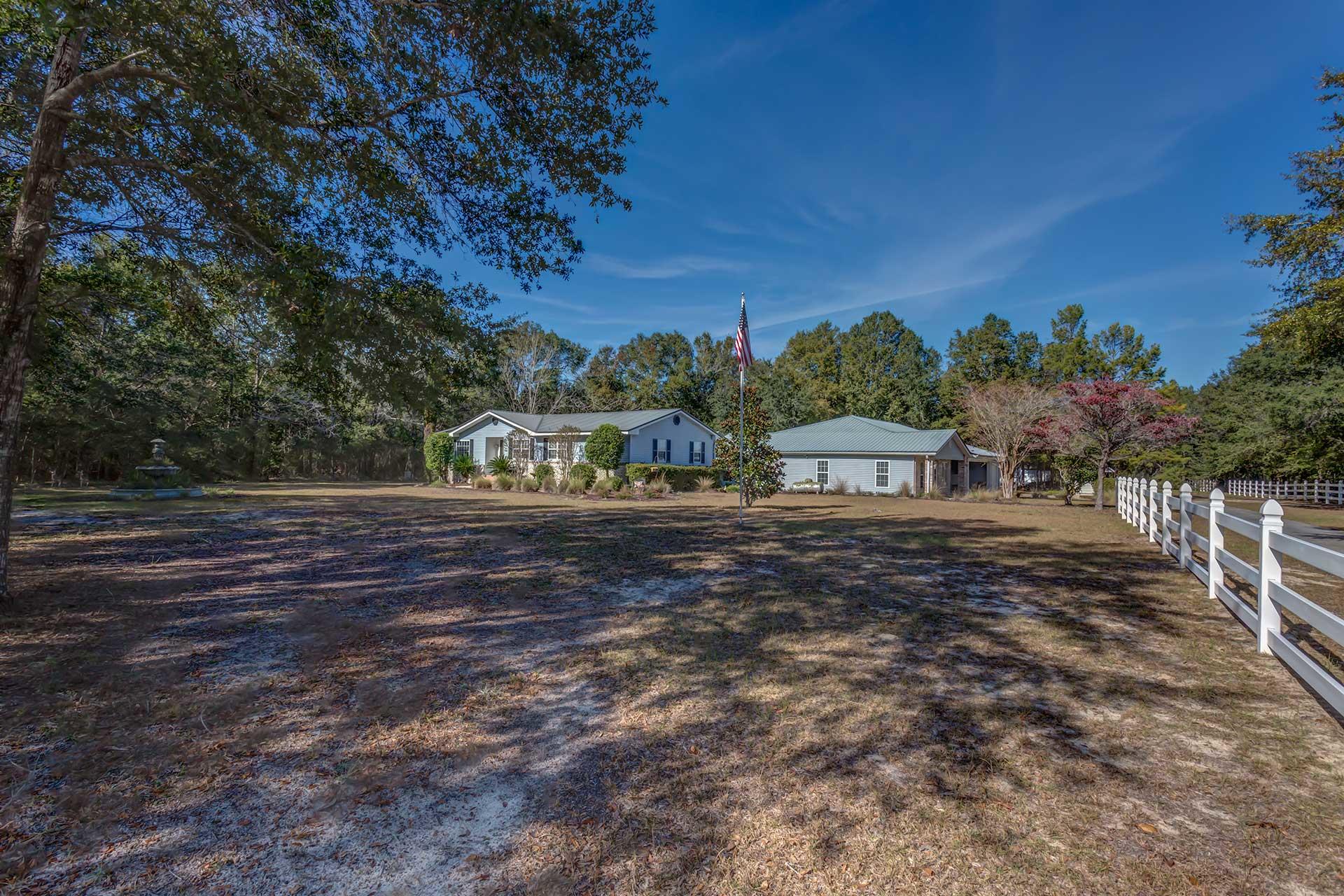 NO RECORDED SUBDIVISION - Residential