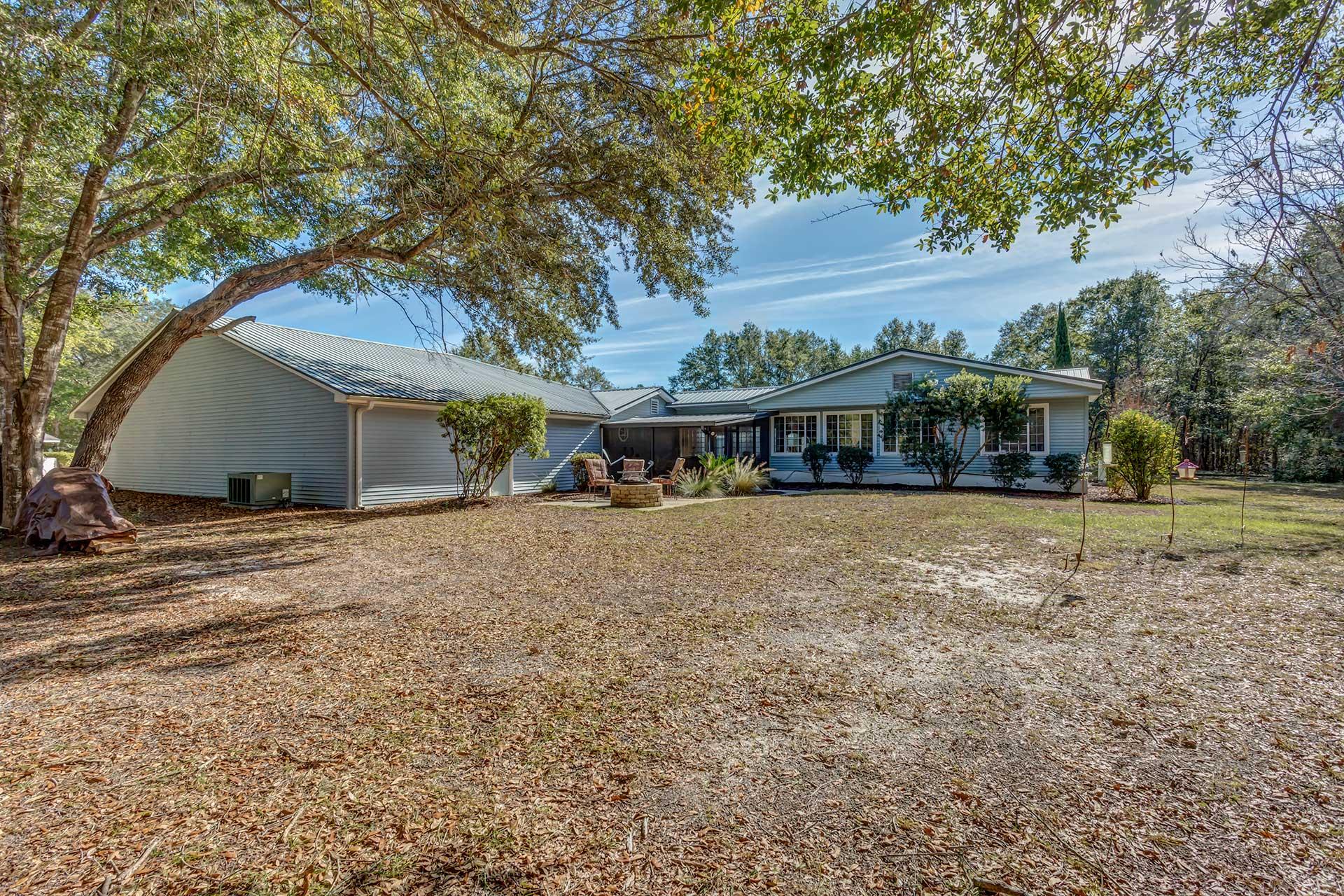 NO RECORDED SUBDIVISION - Residential