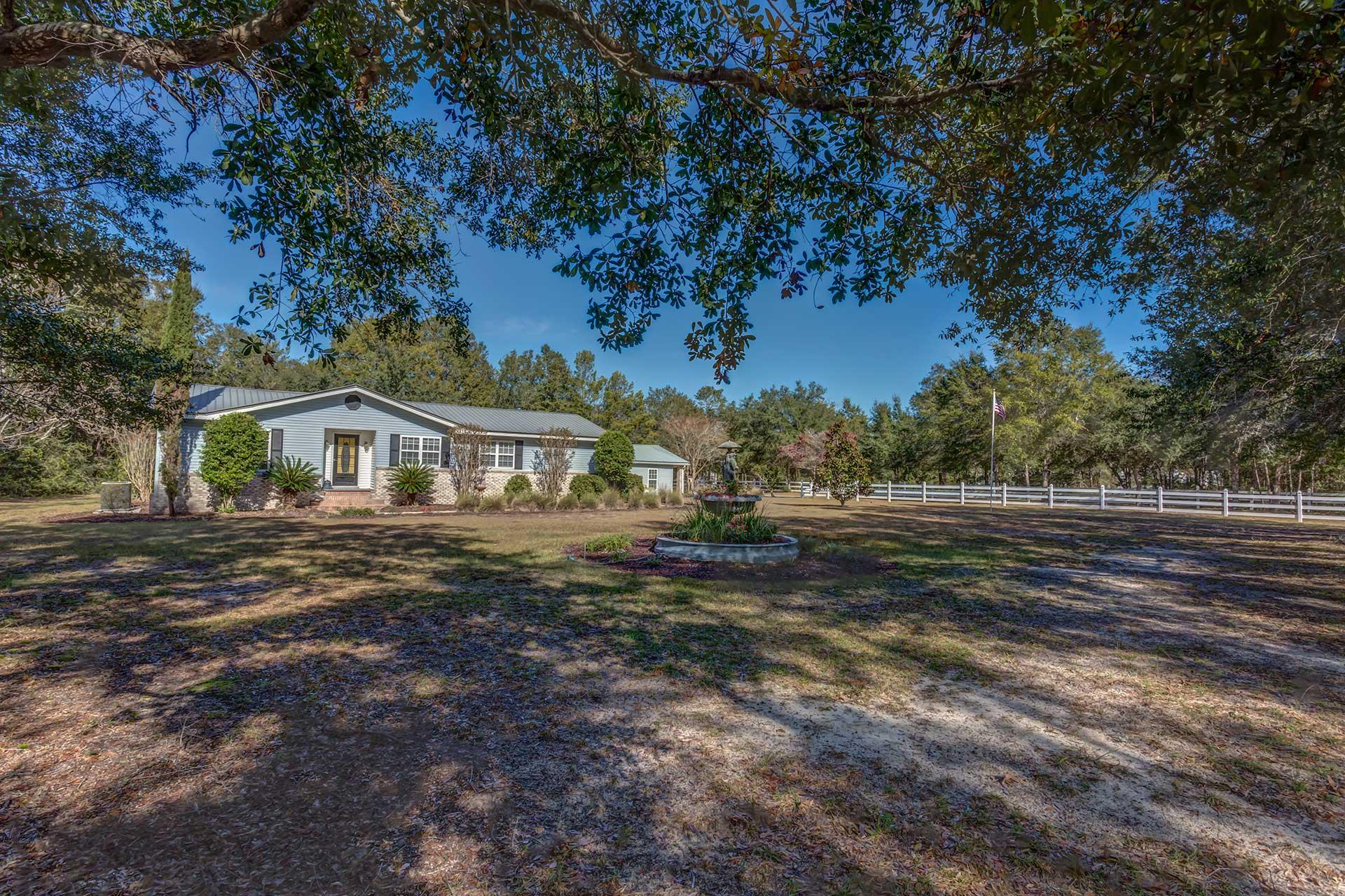 NO RECORDED SUBDIVISION - Residential