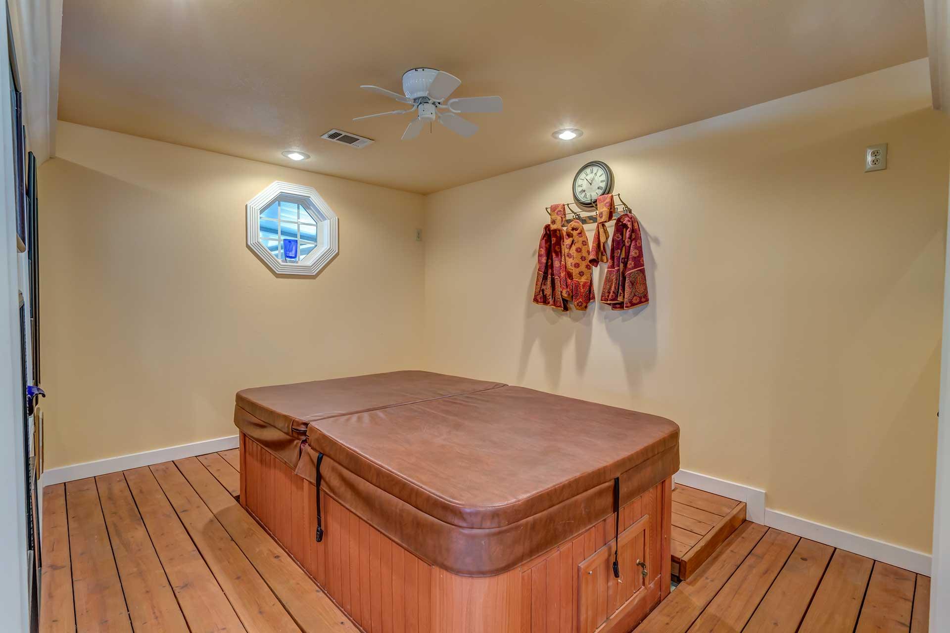 NO RECORDED SUBDIVISION - Residential