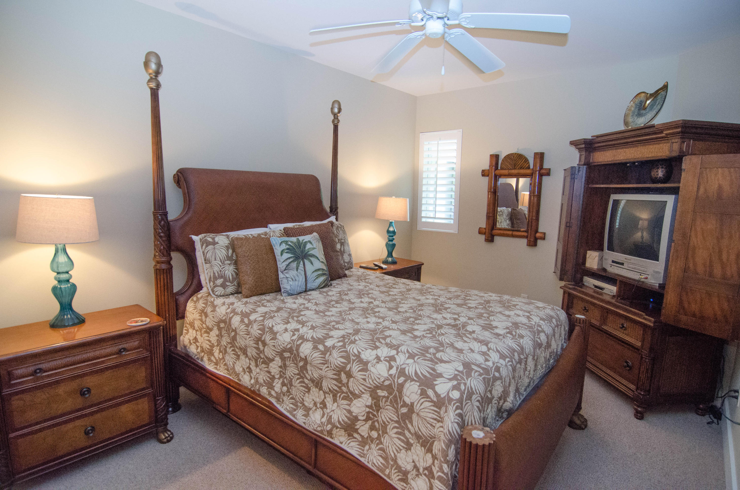 VILLAS AT SEAGROVE BEACH - Residential