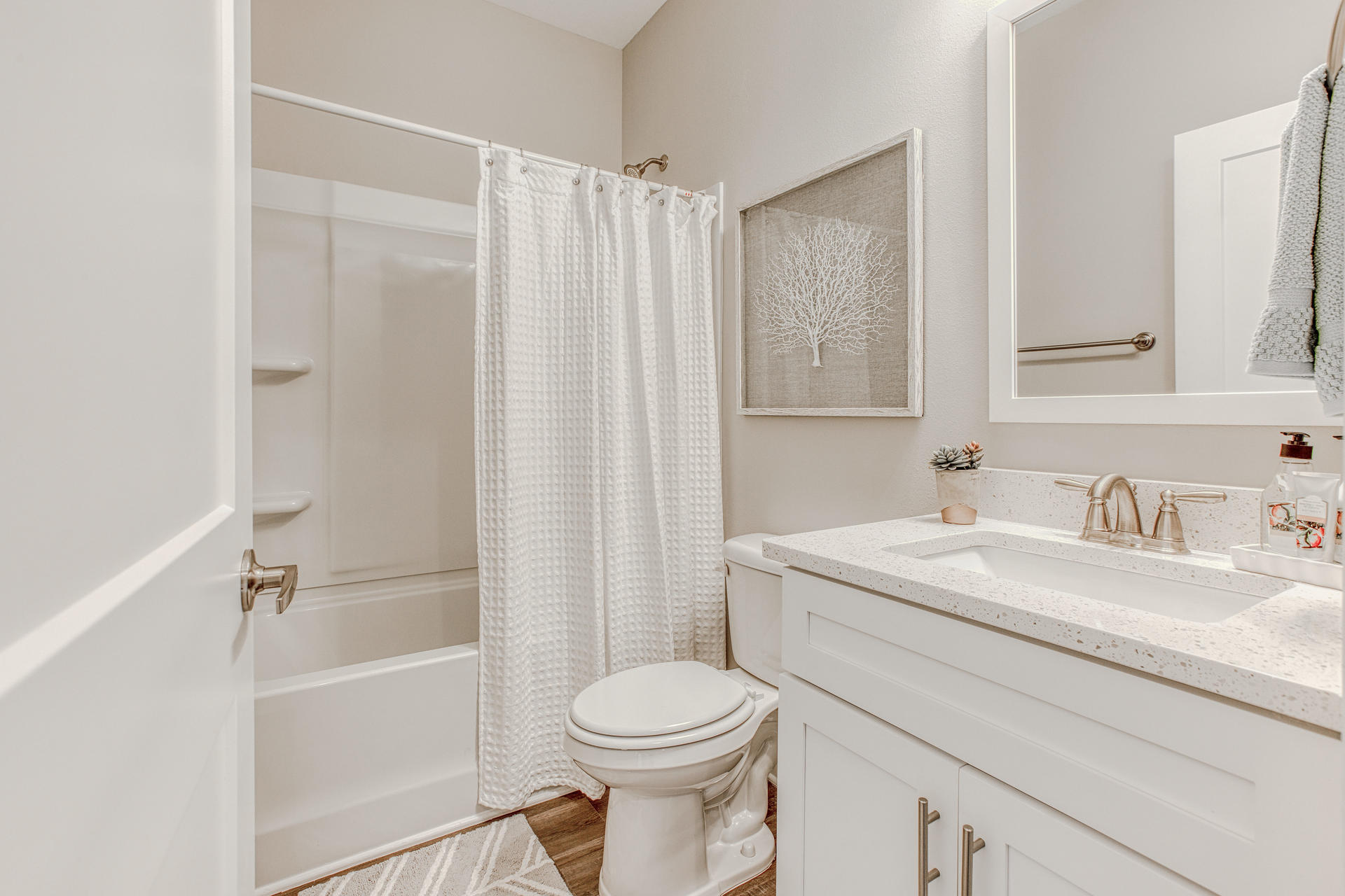 VERANDAS AT FREEPORT - Residential Lease