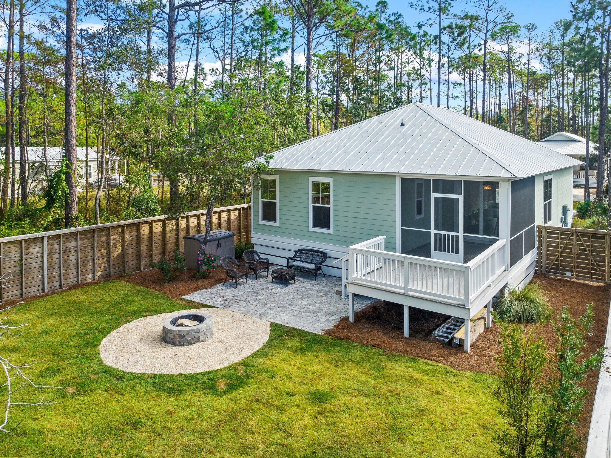 MAGNOLIA BEACH - Residential Lease