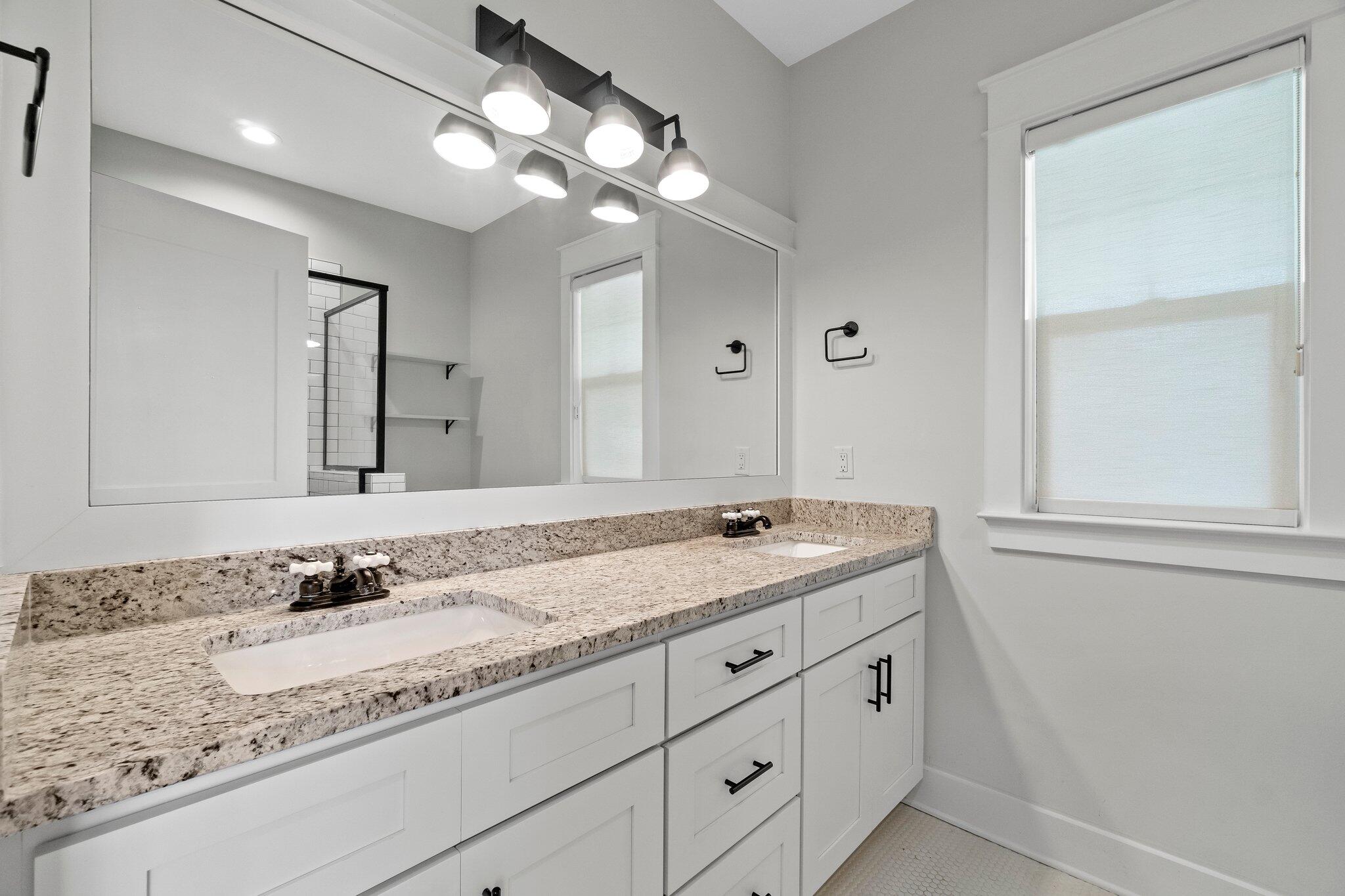 MAGNOLIA BEACH - Residential Lease