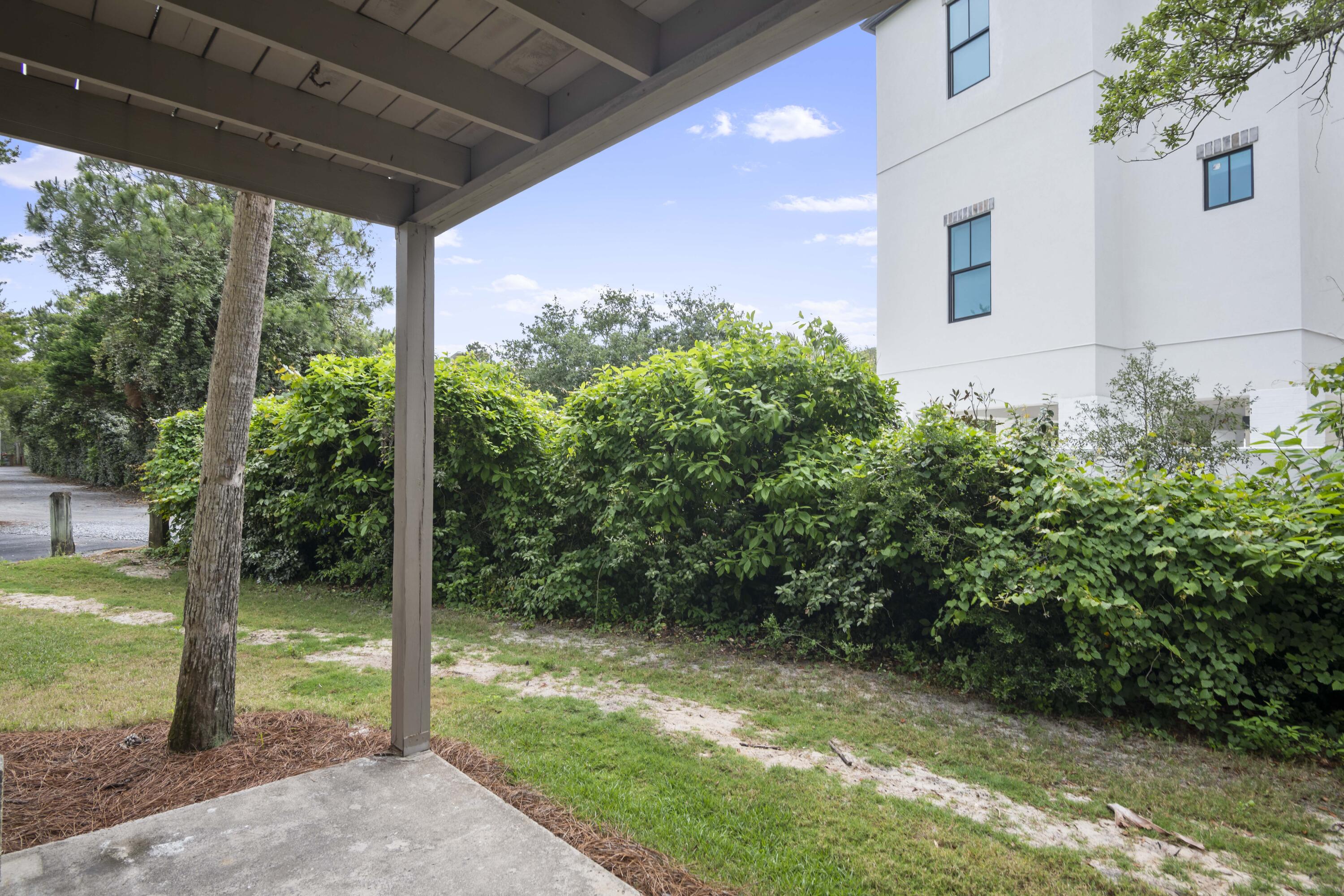 CASSINE GARDEN TOWNHOMES PHASE III - Residential