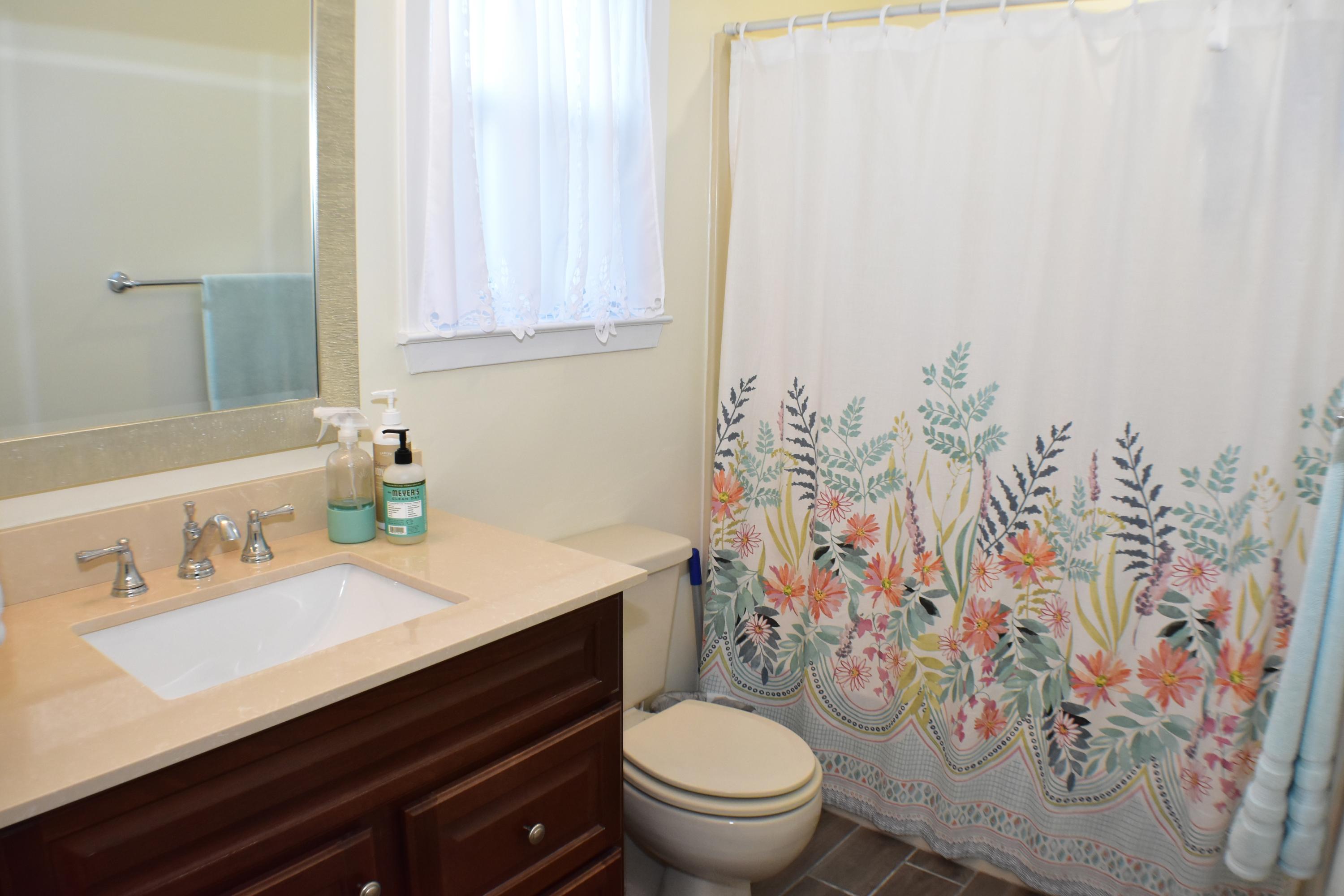 RIVIERA BEACH - Residential