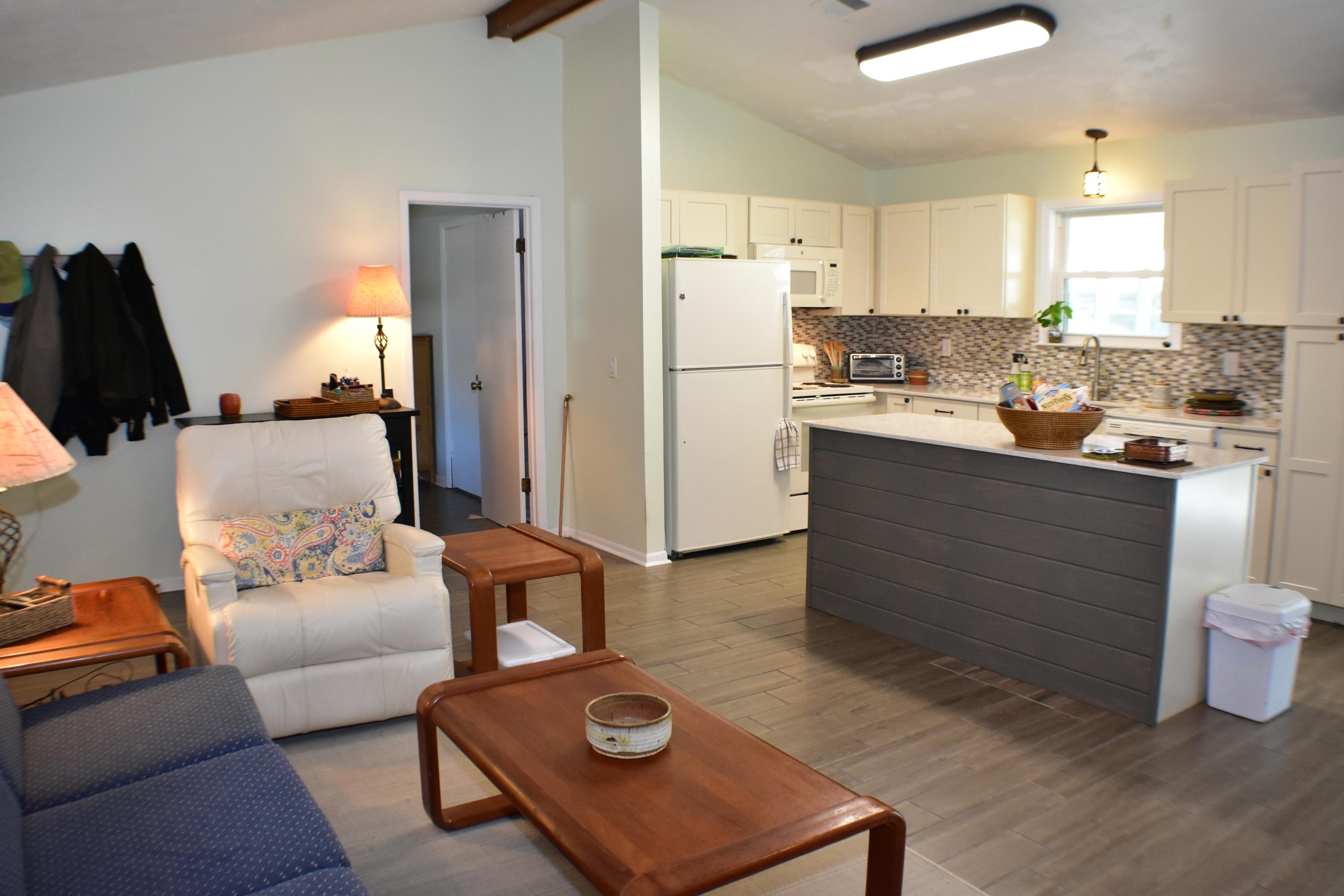 RIVIERA BEACH - Residential