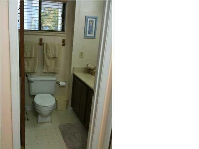 MARINA VILLAS CONDO AT BLUEWATER BAY - Residential Lease