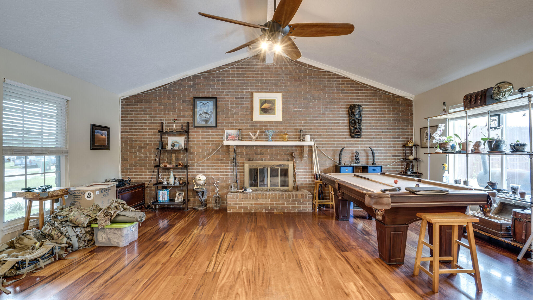 TANGLEWOOD S/D 1ST ADDN - Residential Lease