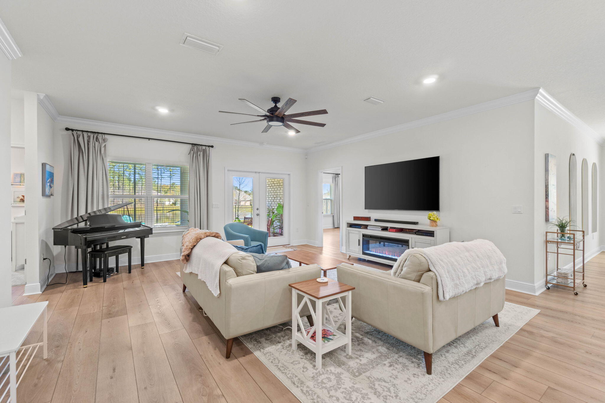 HAMMOCK BAY - Residential