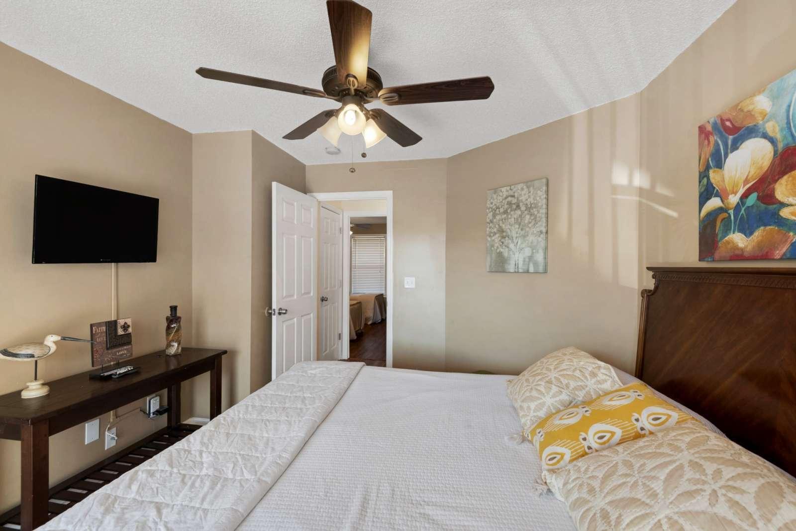 BEACHSIDE VILLAS CONDO - Residential