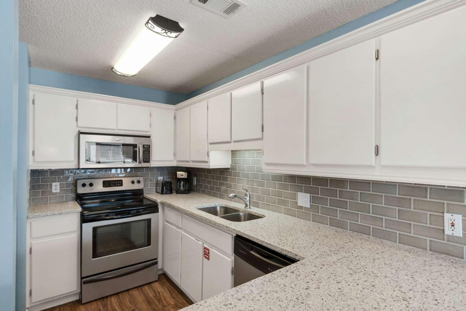 BEACHSIDE VILLAS CONDO - Residential