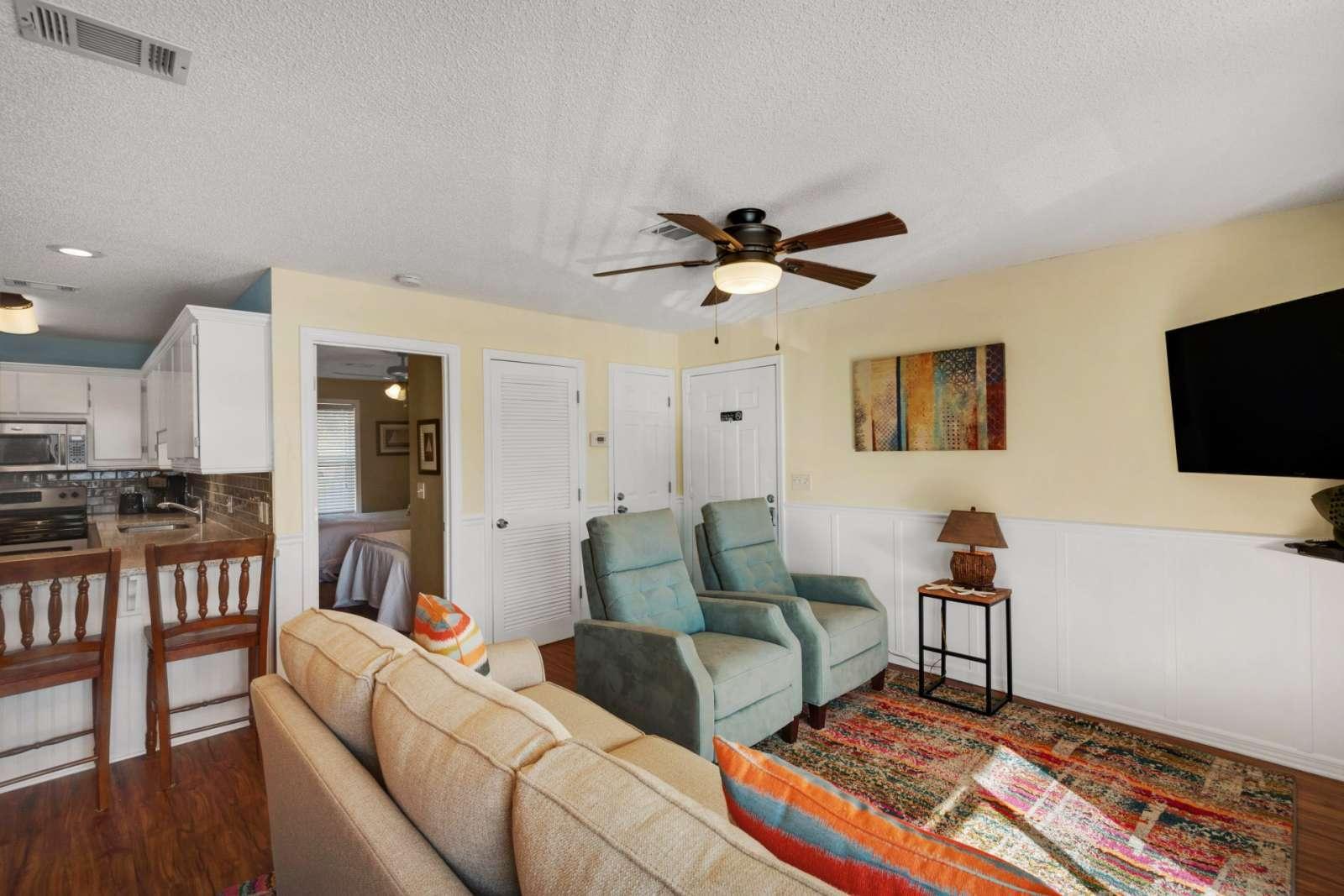 BEACHSIDE VILLAS CONDO - Residential