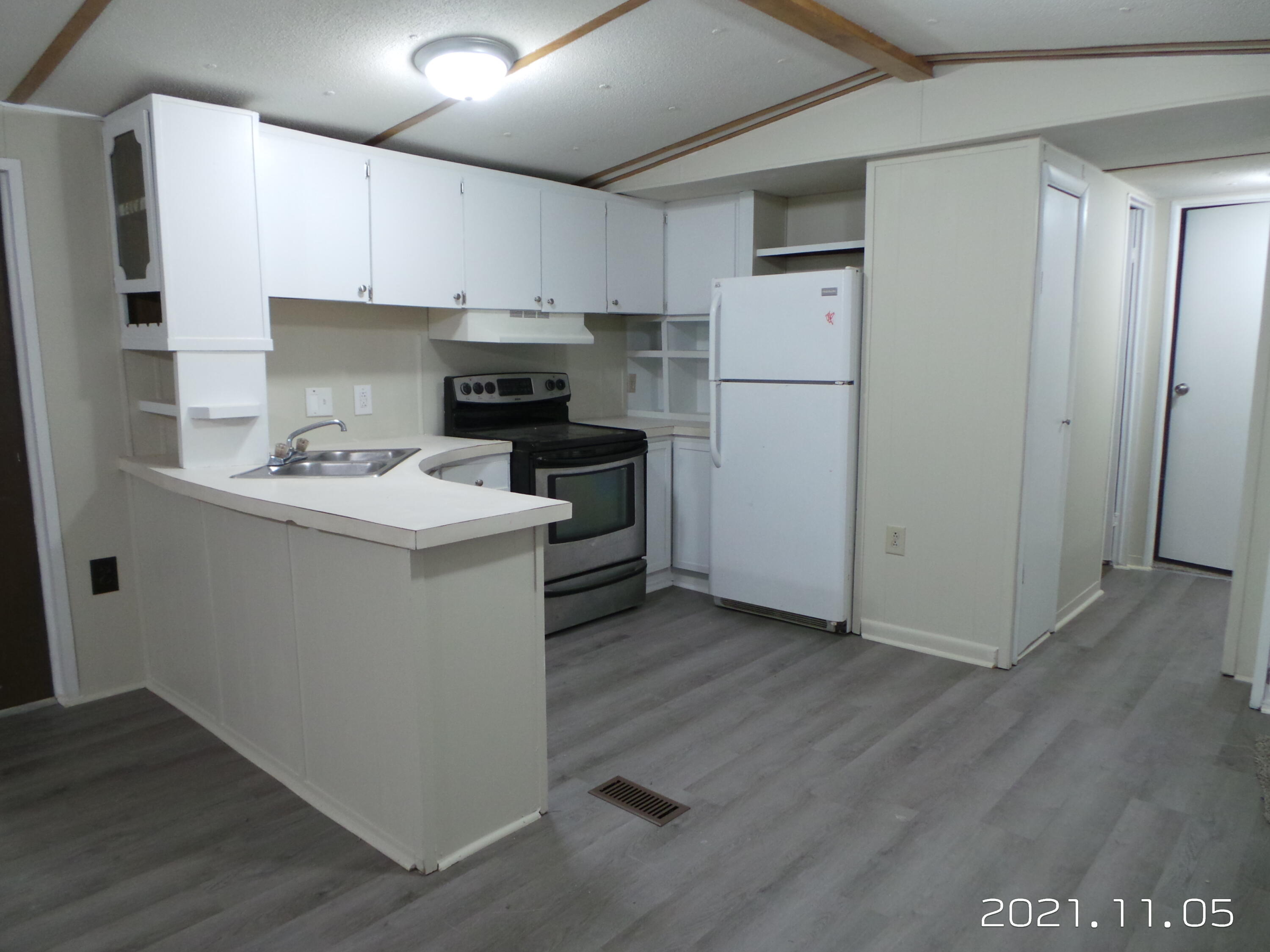 Blue Gill Loop - Residential Lease