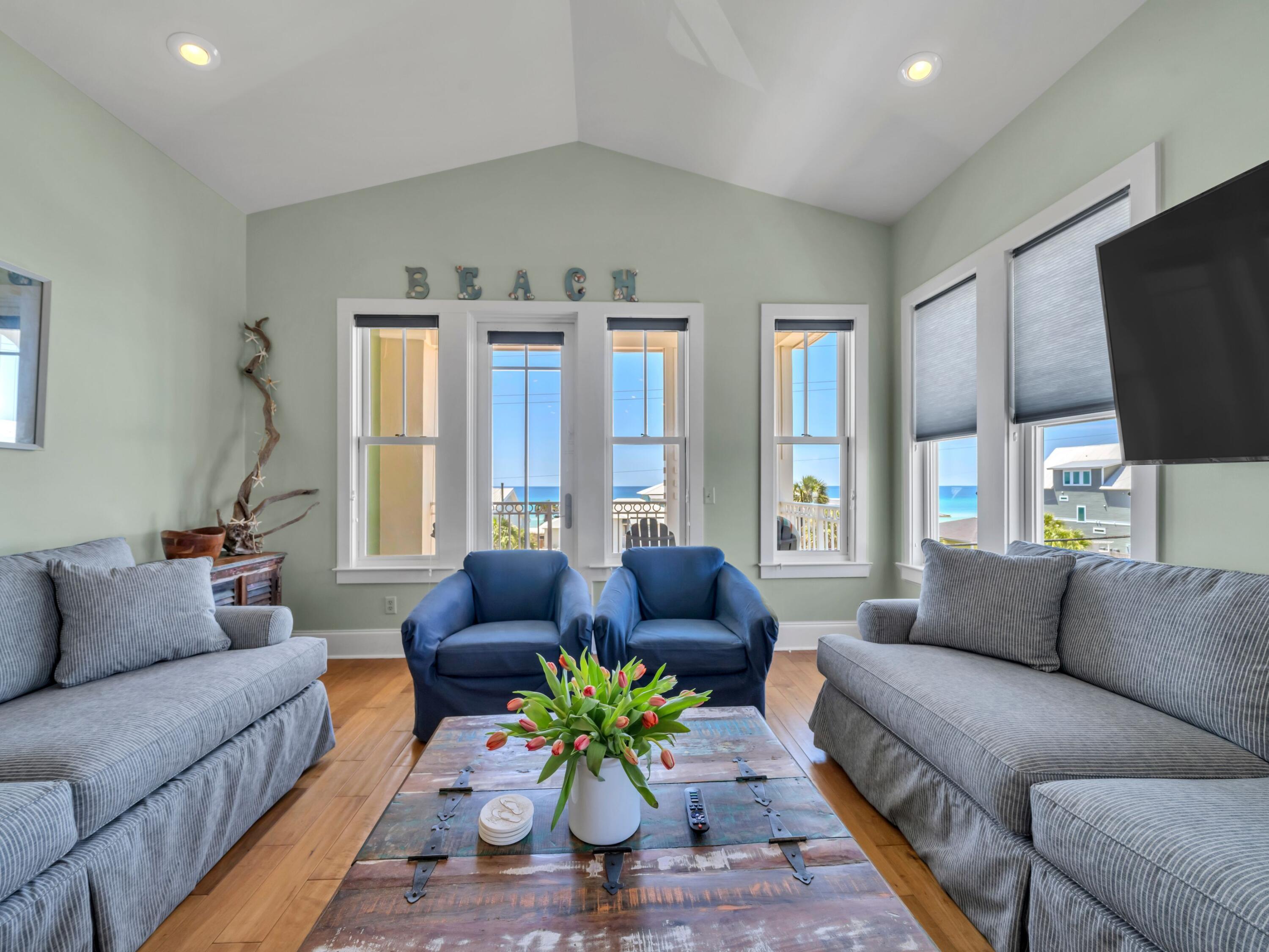 MIRAMAR BEACH - Residential
