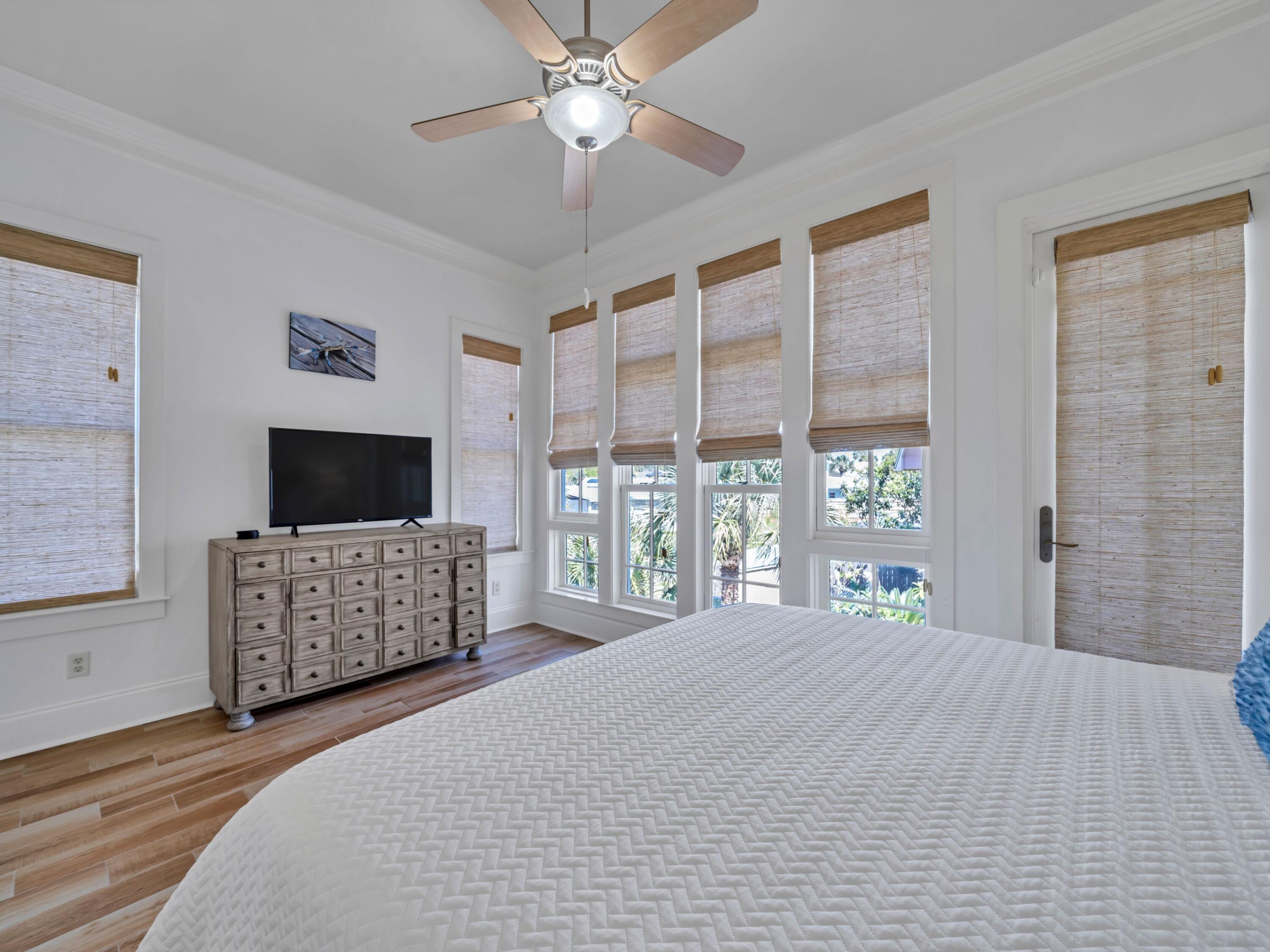 MIRAMAR BEACH - Residential