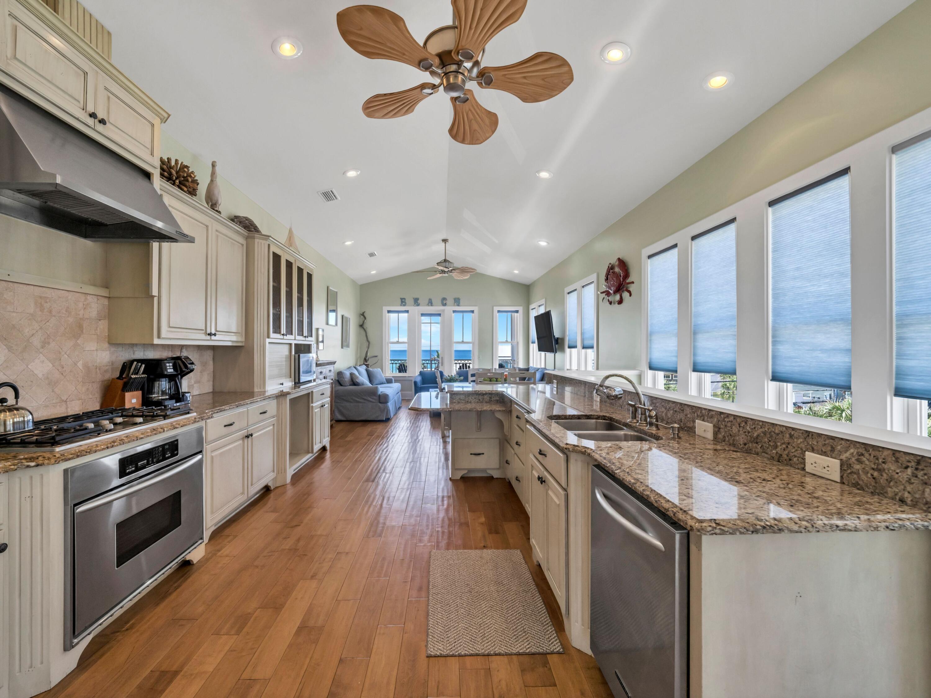 MIRAMAR BEACH - Residential