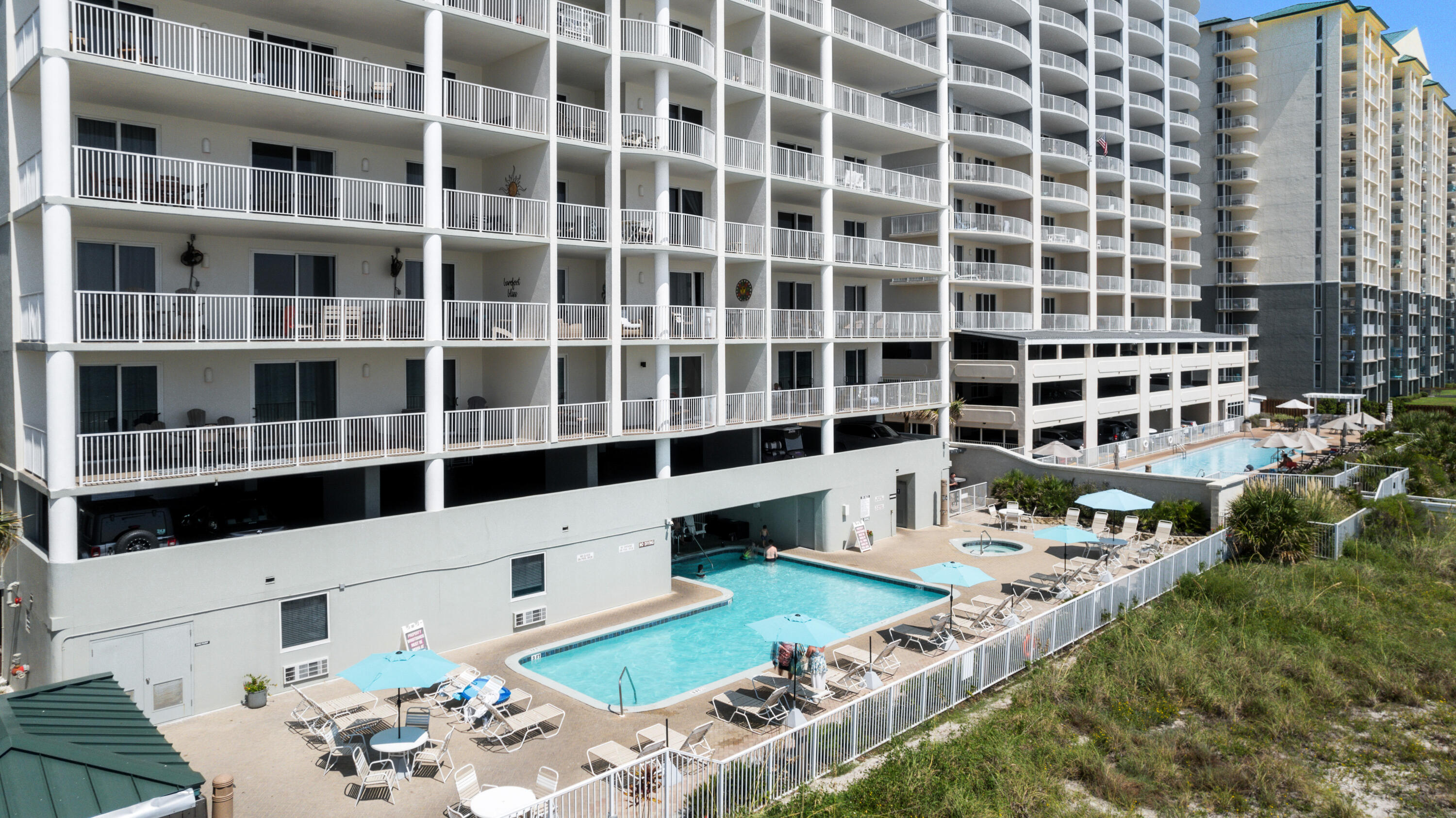 OCEAN RITZ - Residential