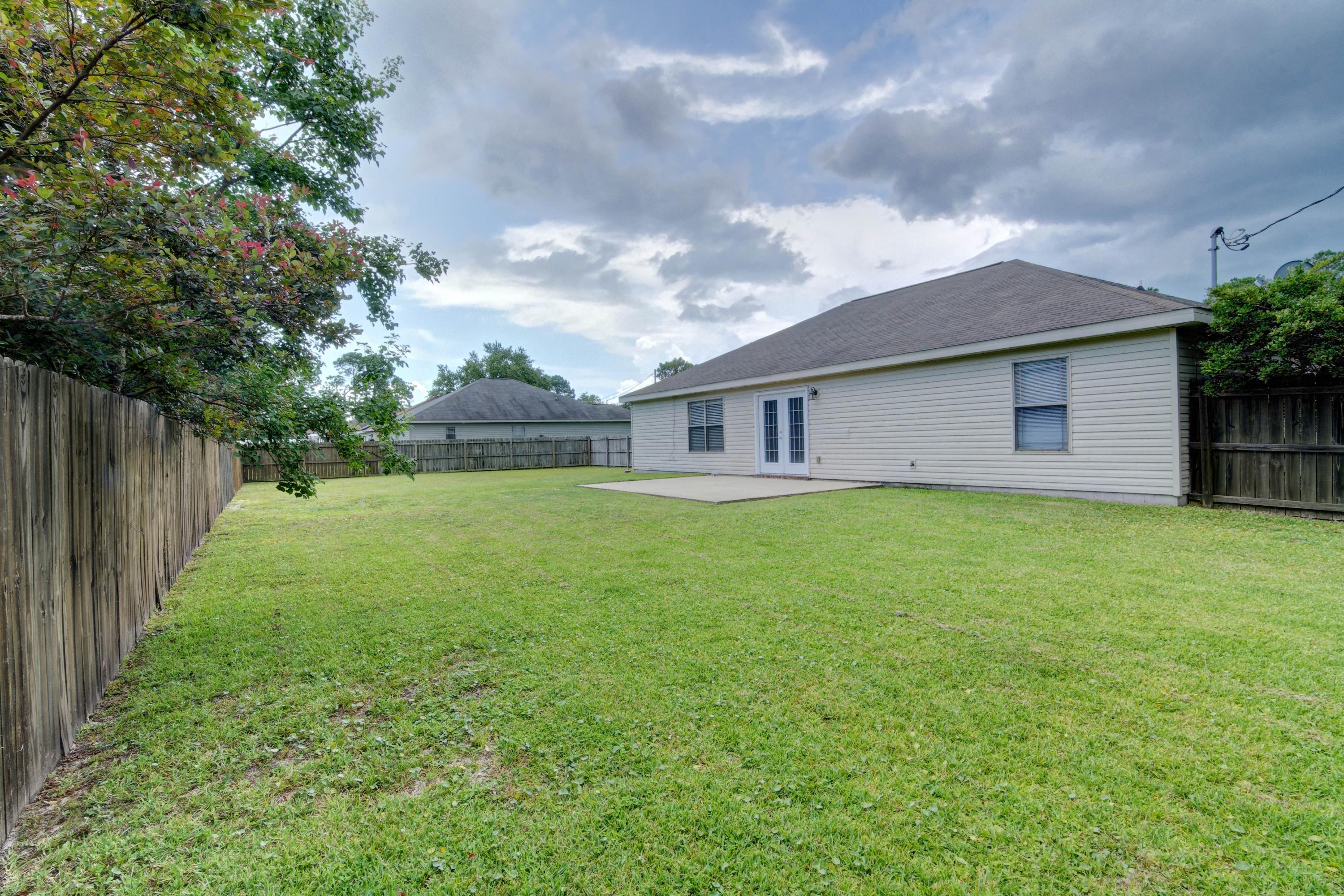 NAVARRE S/D 2ND ADDN - Residential