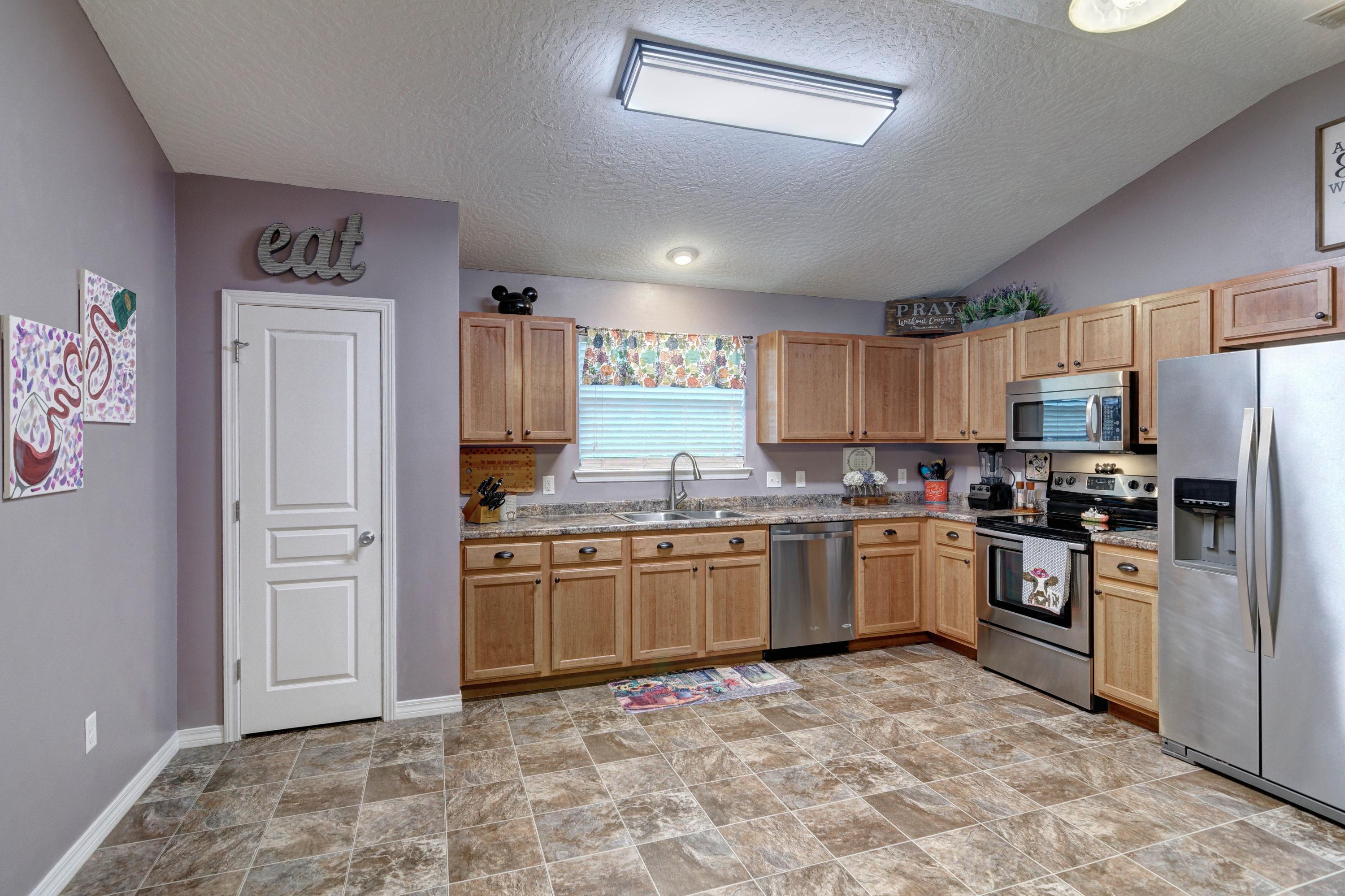 NAVARRE S/D 2ND ADDN - Residential