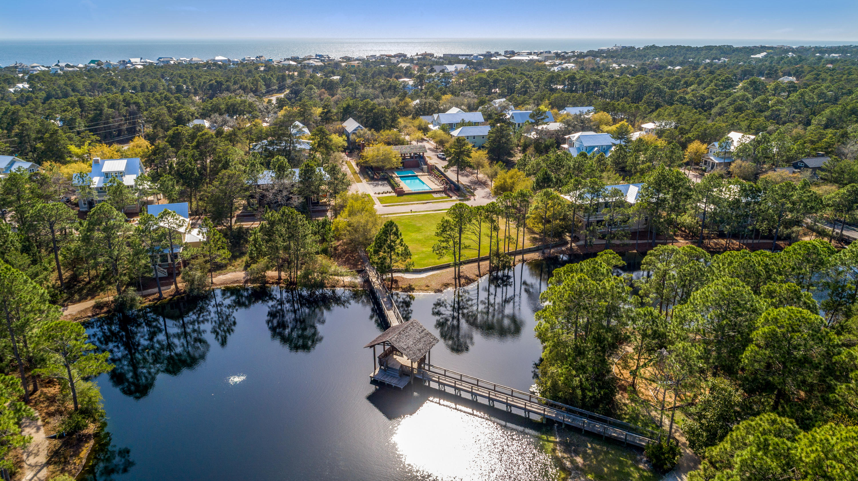FOREST LAKES - Land