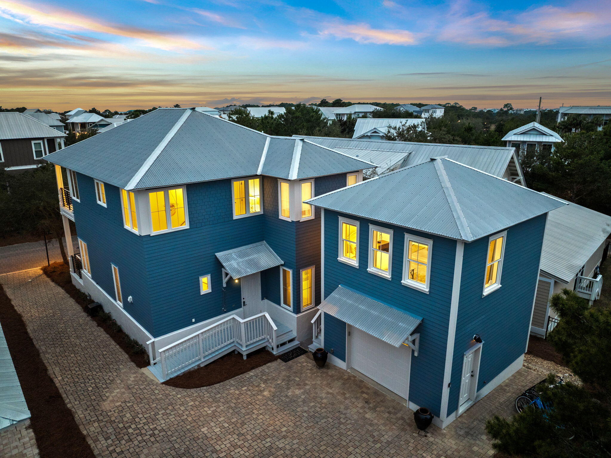 HIGHLAND PARKS - Residential