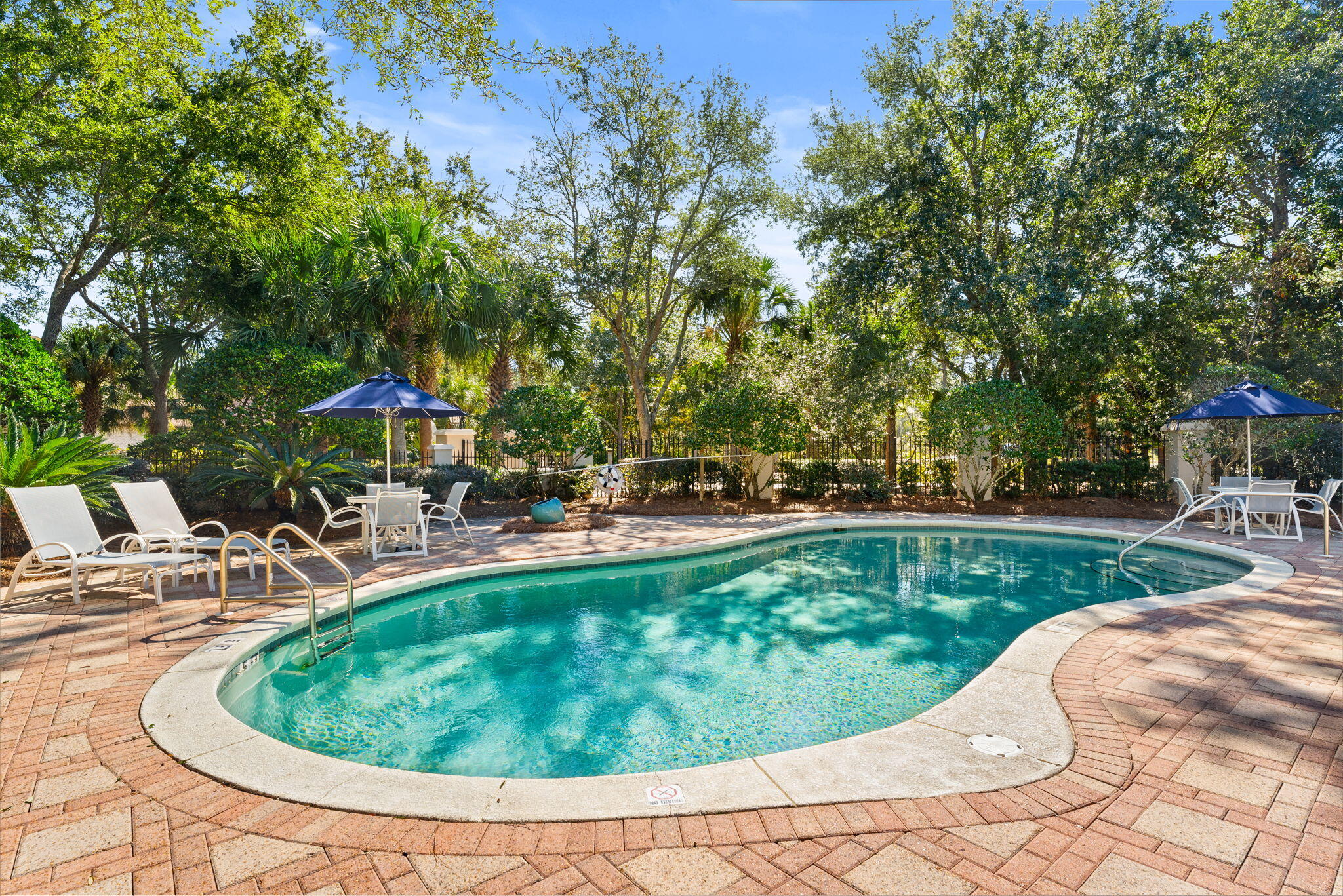 BOTANY BAYOU - Residential