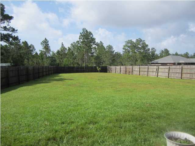 CREETWOOD VILLAGE - Residential Lease