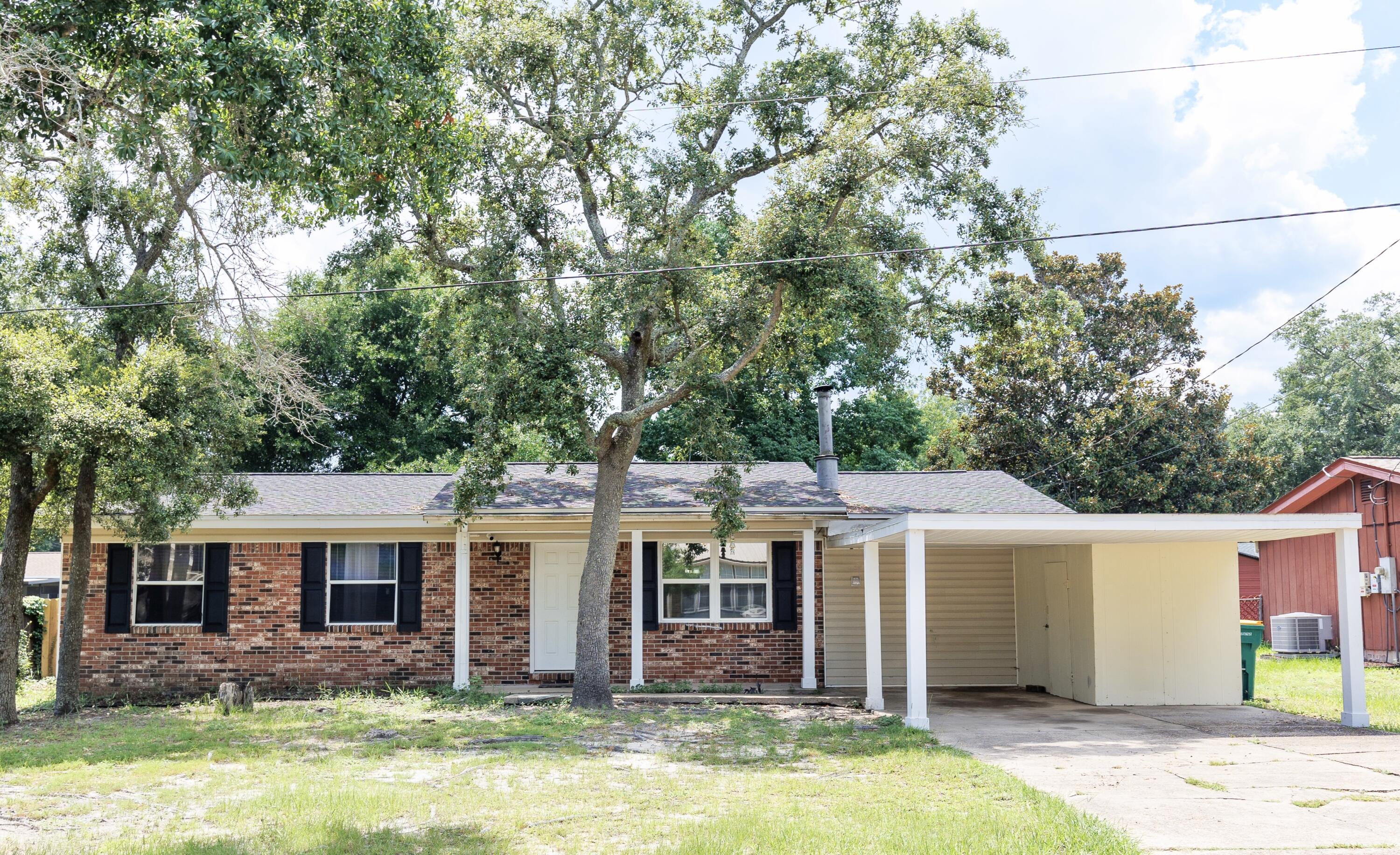 IMPROVEMENTS COMPLETED!!!
 NEW FULL BATHROOM AND WALK-IN CLOSET IN MASTER BEDROOM! FAMILY ROOM CONVERTED TO A 4TH BEDROOM. FULLY REMODELED KITCHEN. NEWER STORAGE/SHED WITH ELECTRIC POWER ACCESS.
Charming 4 bedrooms 2 full bath home in the heart of Shalimar! Located within an easy commute to Eglin AFB, Hurlburt field, hospitals, shopping, and the White Sand Beaches of the Emerald Coast.This recently renovated home features a newer Roof and Hot Water Heater that were installed in 2022 and has so much to offer including a large fenced in backyard where you can have your own pool if desired. Brand new storage/shed with electric power.You can make this your primary, vacation home, or add it to your portfolio of rental producing income properties.