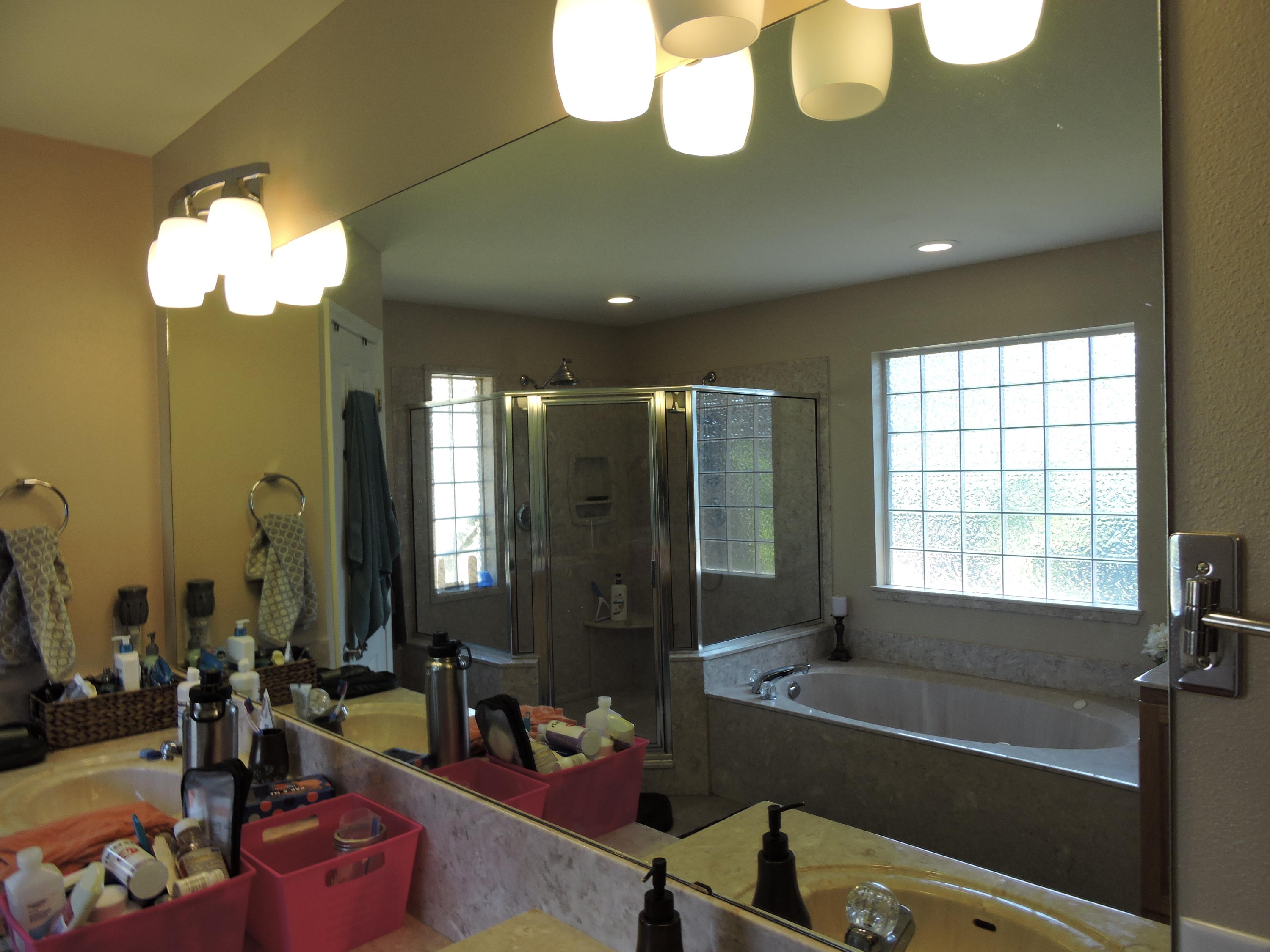 ROYAL OAKS S/D - Residential Lease