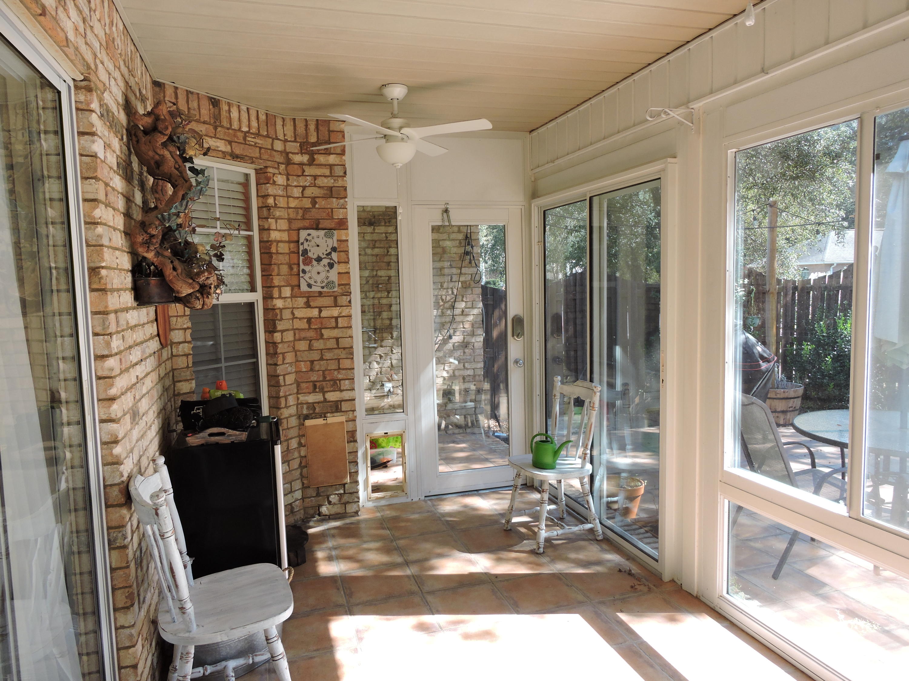 ROYAL OAKS S/D - Residential Lease