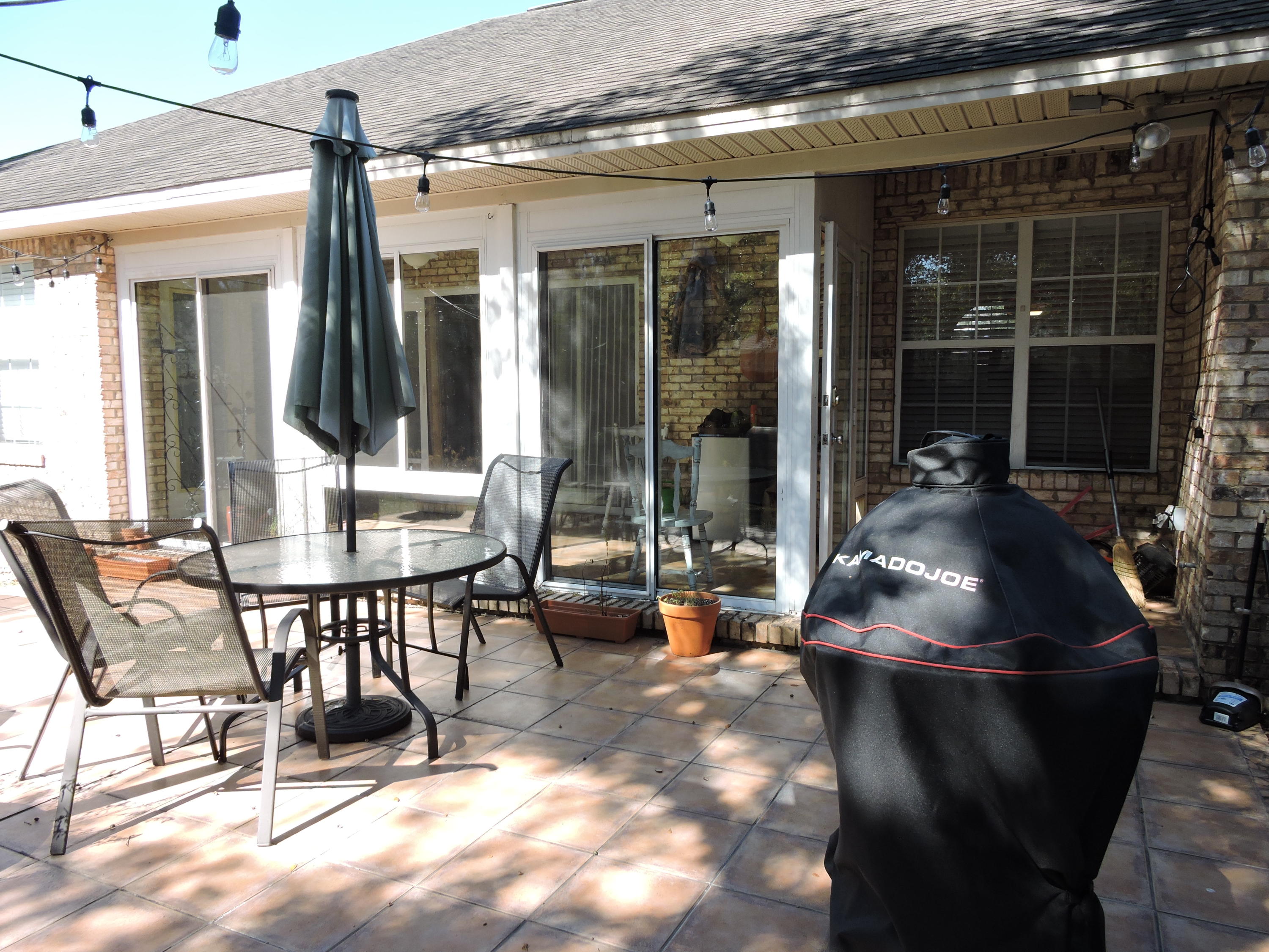 ROYAL OAKS S/D - Residential Lease