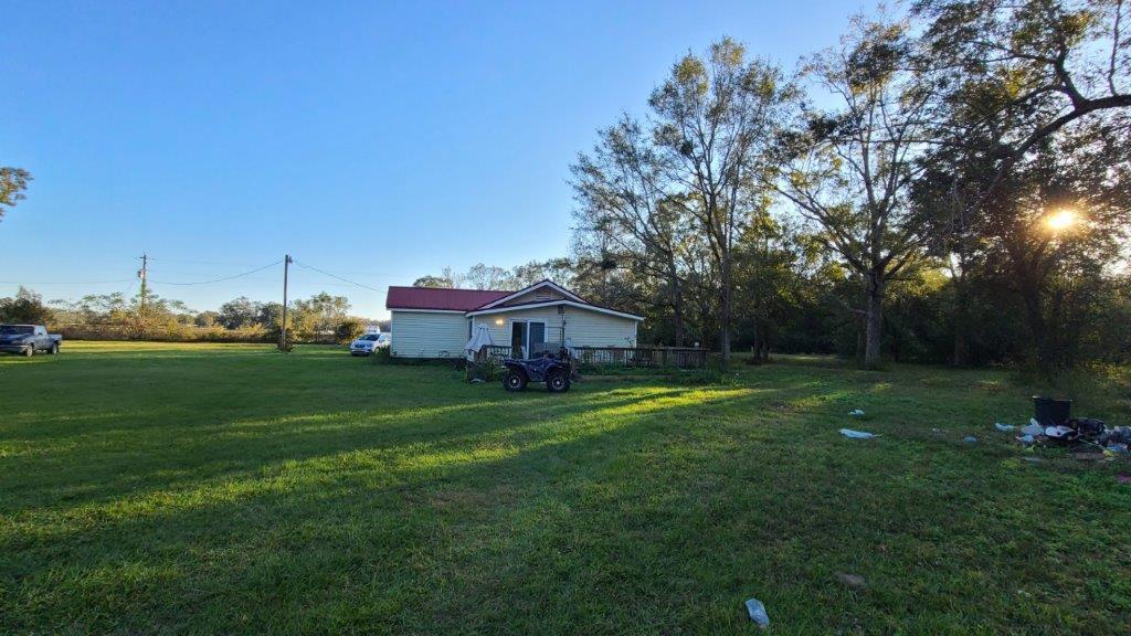 NO RECORDED SUBDIVISION - Residential
