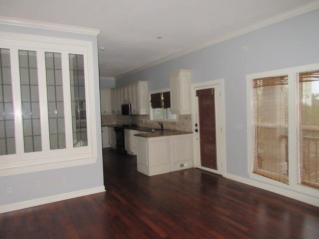 CALYPSO POINTE - Residential