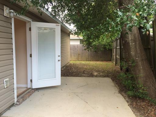 METES & BOUNDS - Residential Lease
