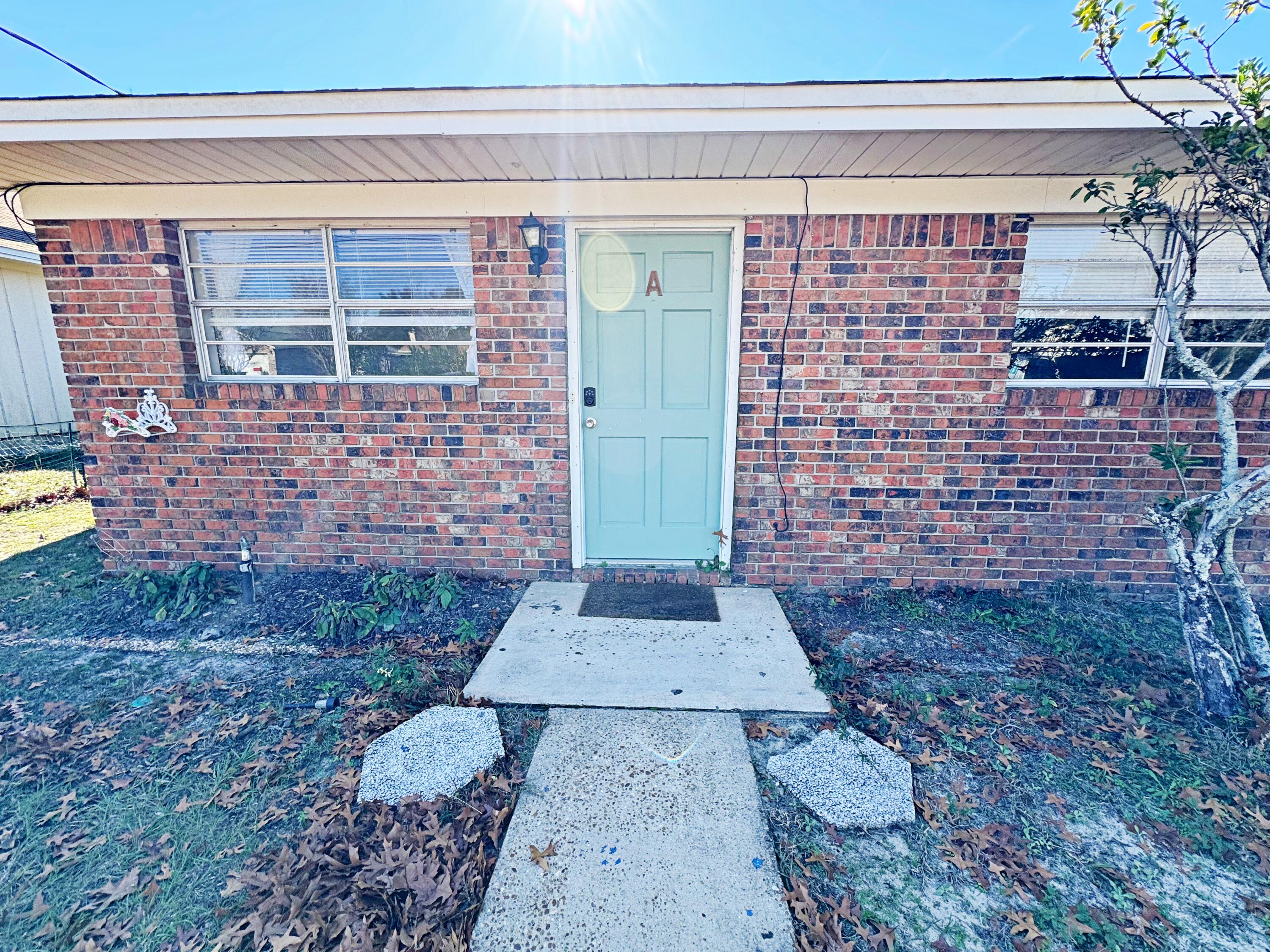 Conveniently located just minutes from Hurlburt Air Force Base, this charming 2-bedroom, 1-bathroom home offers the perfect blend of comfort and convenience. Inside, you'll find a cozy layout ideal for singles, couples, or small families.

Step outside to enjoy the fenced backyard, a private oasis complete with a swing for kids—perfect for family fun or quiet relaxation. Whether you're enjoying your morning coffee or watching your children play, this backyard is sure to be a favorite spot.

Close to shopping, dining, and local amenities, this home is a fantastic choice for those looking for a great location. Schedule your tour today and make this your next home! Reach out for additional information.