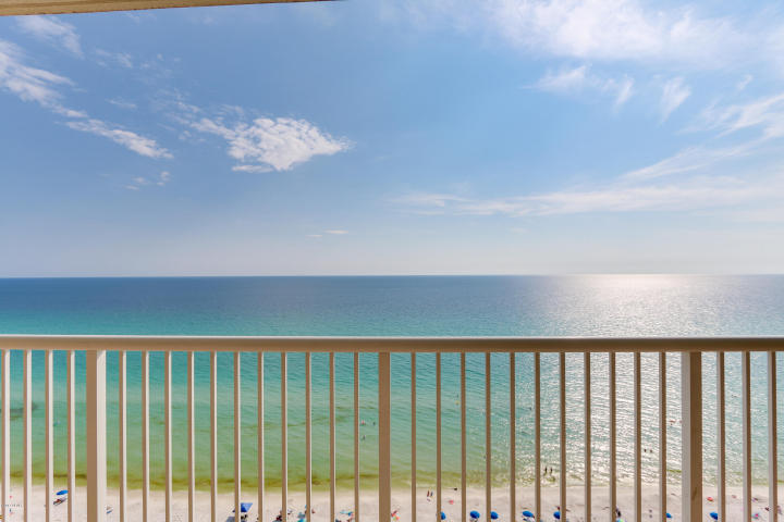 MAJESTIC BEACH TOWERS II - Residential
