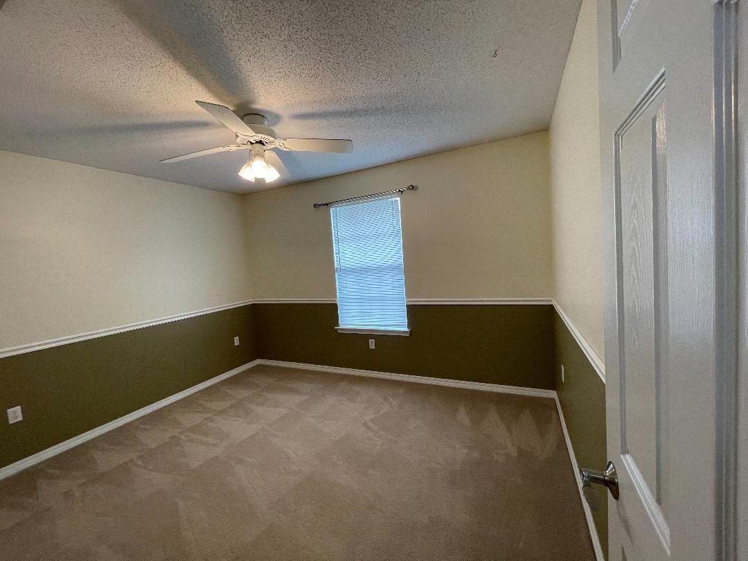 COUNTRYVIEW ESTATES - Residential Lease